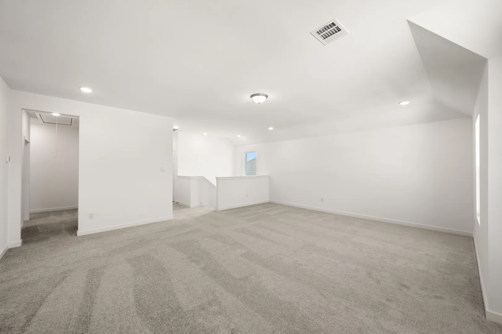26_664 Tyronza- Game room-2