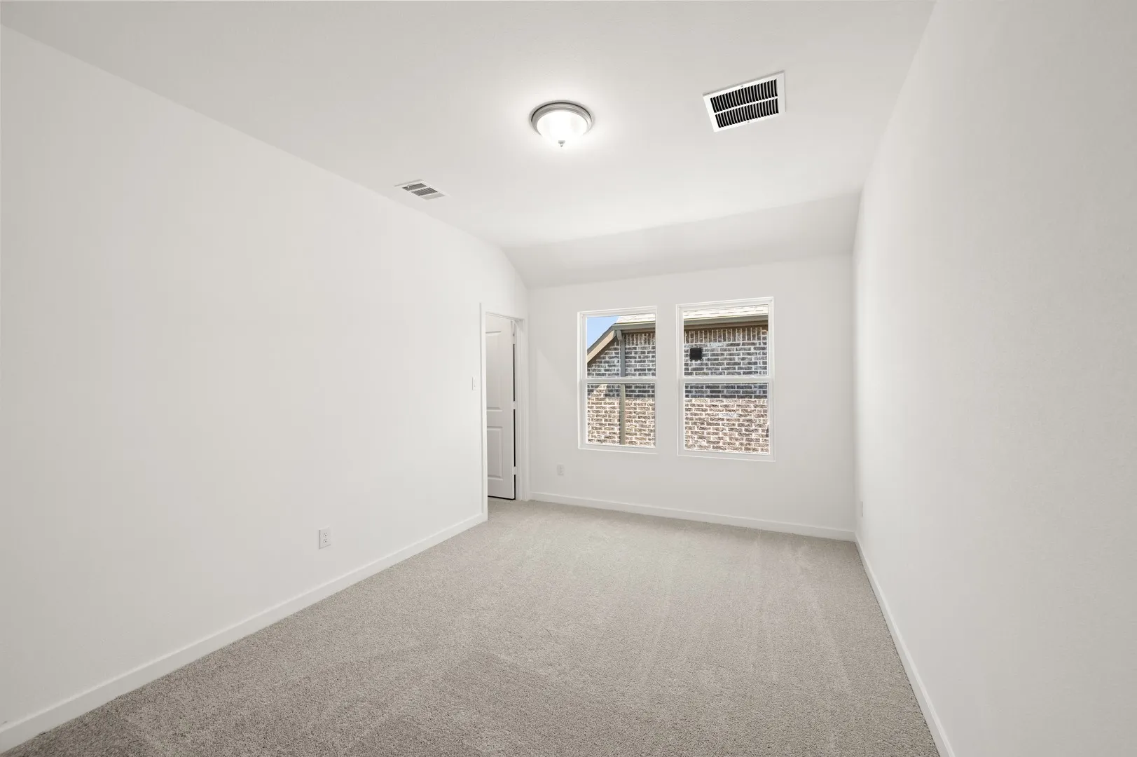 28_664 Tyronza- Bedroom-2