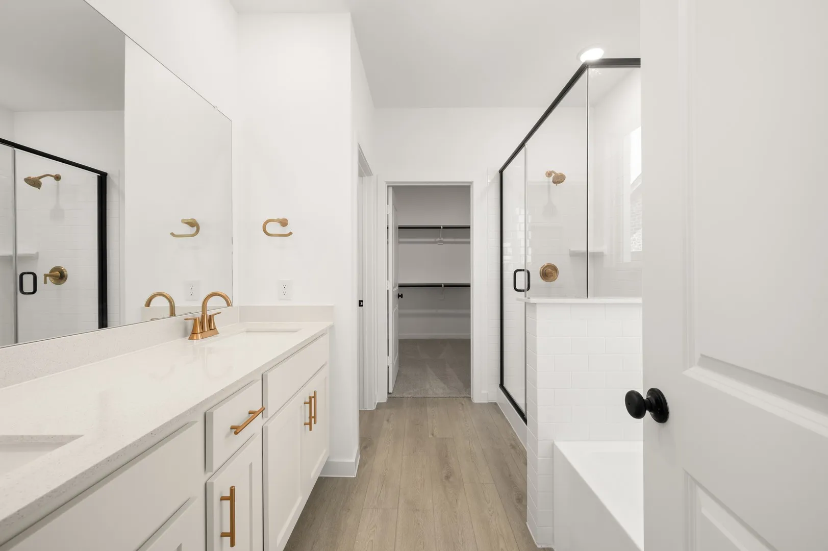 21_664 Tyronza-pRIMARY sUITE-2