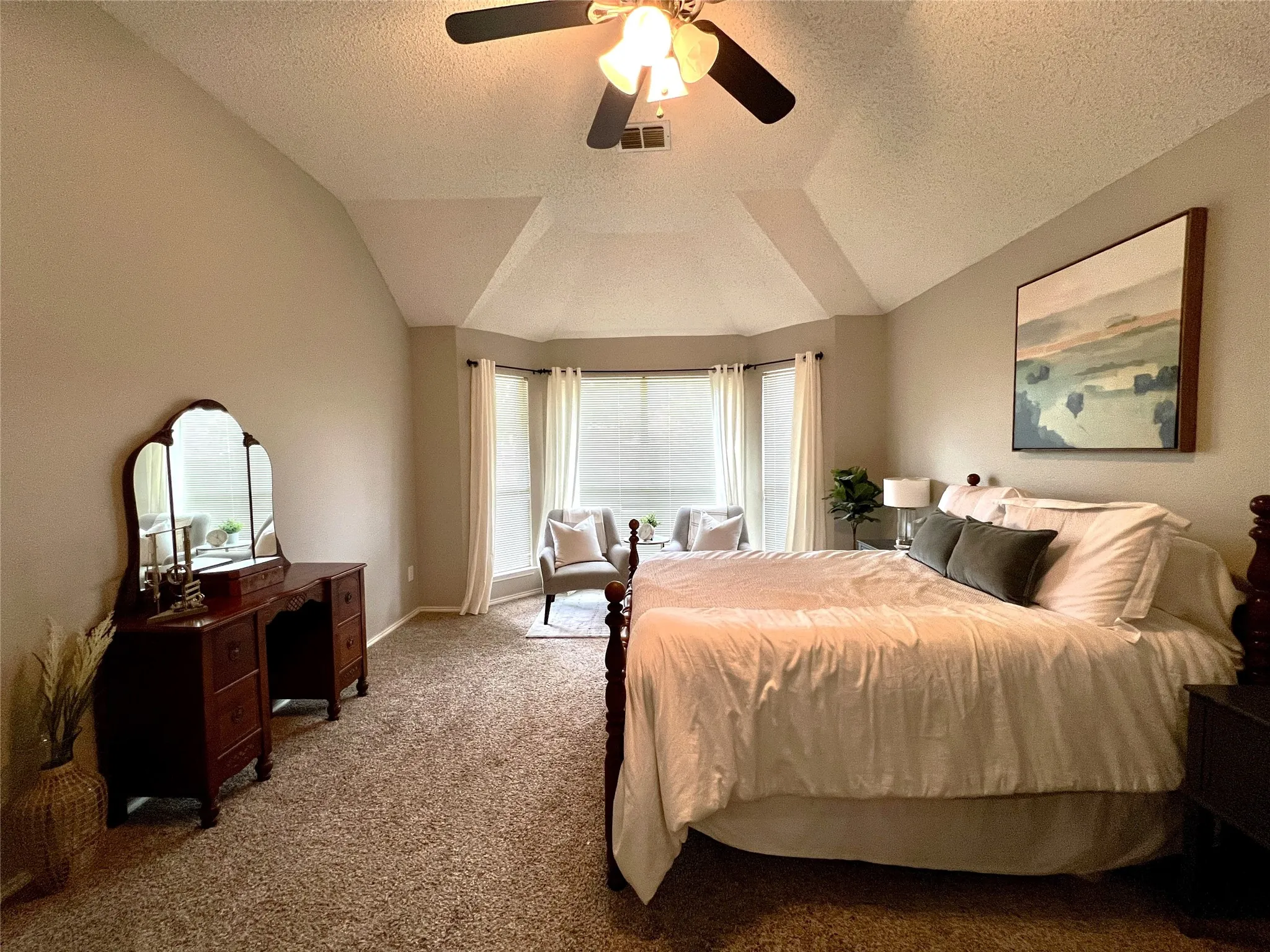 Single Family Residence For Rent in Collin County , 11413 Huntington Road, Frisco, Texas 75035, 4 Bedroom, 2 Bathroom, 2 Garage spaces, 1,860 Sqft, built in 1995, mls#21325545, Real Estate Agent in Frisco, Homes For Rent in Collin county, Homes For Rent in Frisco, Realtor in Frisco Texas, Real Estate Brokerage Independent Realty Texas, Luminita Cordes Realtor