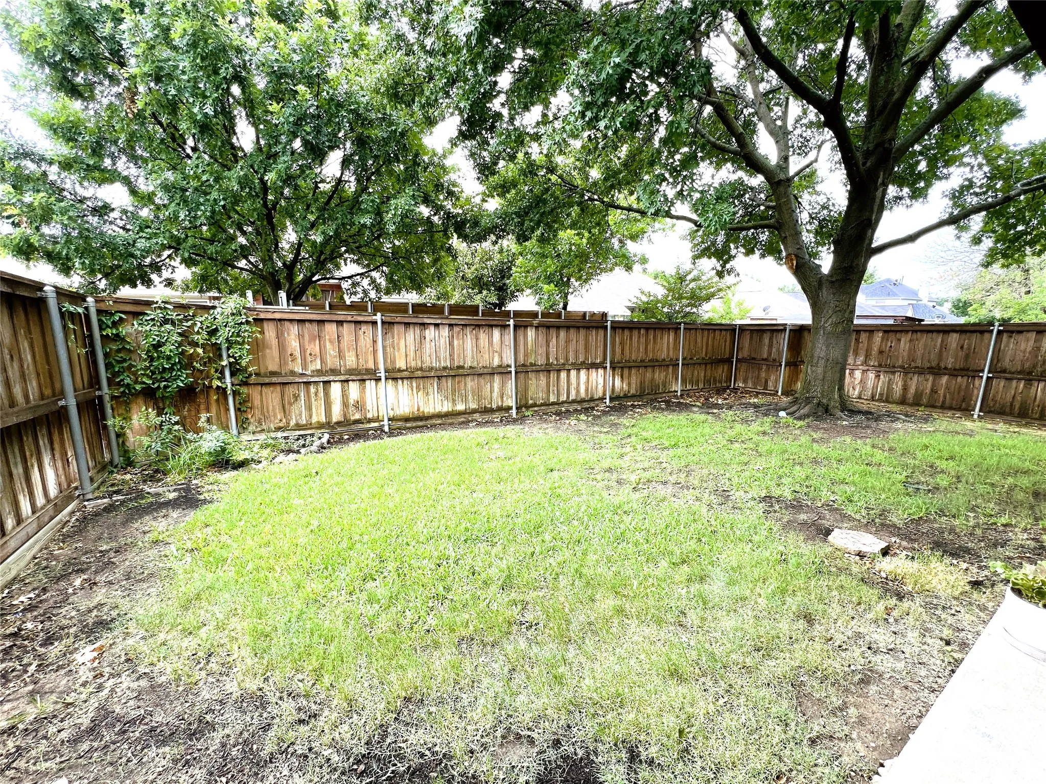 Single Family Residence For Rent in Collin County , 11413 Huntington Road, Frisco, Texas 75035, 4 Bedroom, 2 Bathroom, 2 Garage spaces, 1,860 Sqft, built in 1995, mls#21325545, Real Estate Agent in Frisco, Homes For Rent in Collin county, Homes For Rent in Frisco, Realtor in Frisco Texas, Real Estate Brokerage Independent Realty Texas, Luminita Cordes Realtor