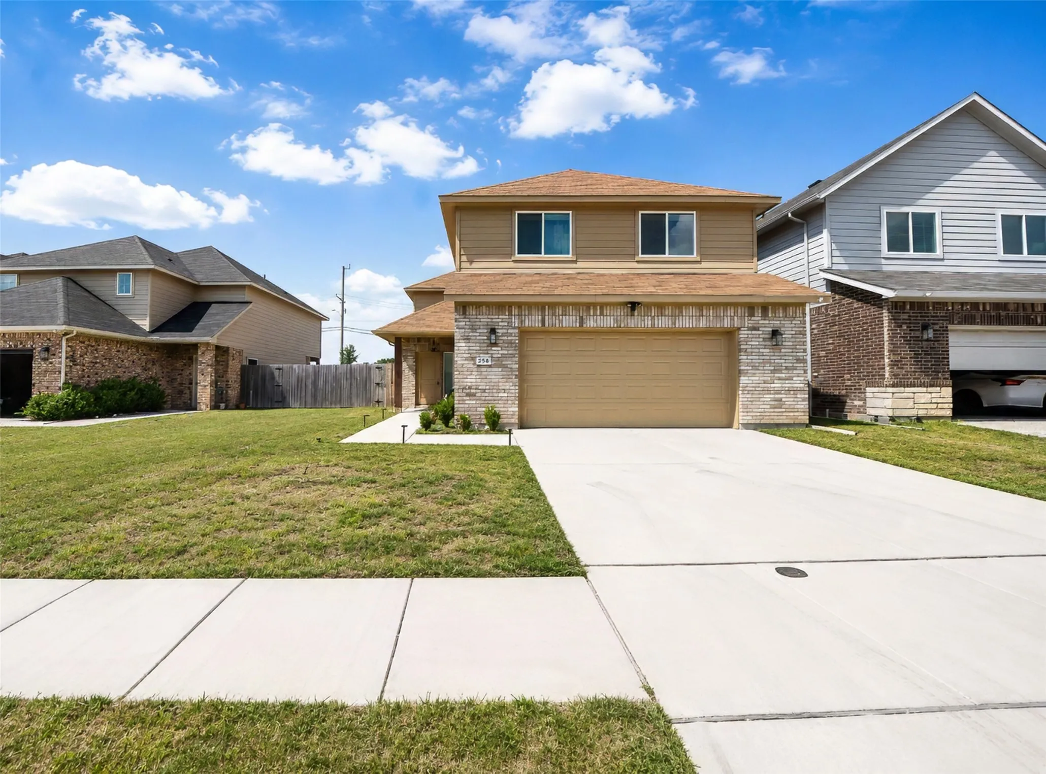 Single Family Residence For Sale in Dallas County , 256 Natalie Drive, Grand Prairie, Texas 75051, 4 Bedroom, 3 Bathroom, 2 Garage spaces, 2,408 Sqft, built in 2022, mls#21311808, Real Estate Agent in Grand Prairie, Homes For Sale in Dallas county, Homes For Sale in Grand Prairie, Realtor in Grand Prairie Texas, Real Estate Brokerage Independent Realty Texas, Luminita Cordes Realtor
