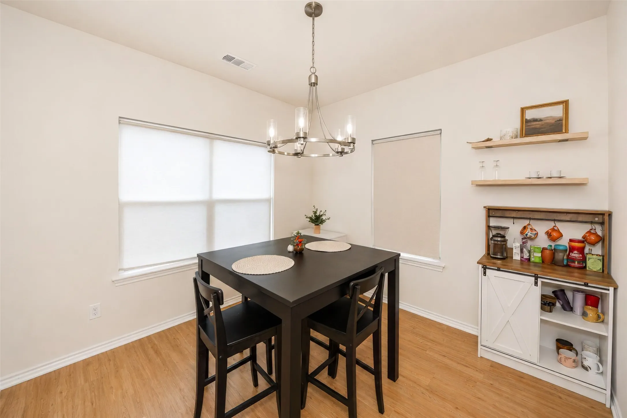 Single Family Residence For Sale in Dallas County , 256 Natalie Drive, Grand Prairie, Texas 75051, 4 Bedroom, 3 Bathroom, 2 Garage spaces, 2,408 Sqft, built in 2022, mls#21311808, Real Estate Agent in Grand Prairie, Homes For Sale in Dallas county, Homes For Sale in Grand Prairie, Realtor in Grand Prairie Texas, Real Estate Brokerage Independent Realty Texas, Luminita Cordes Realtor