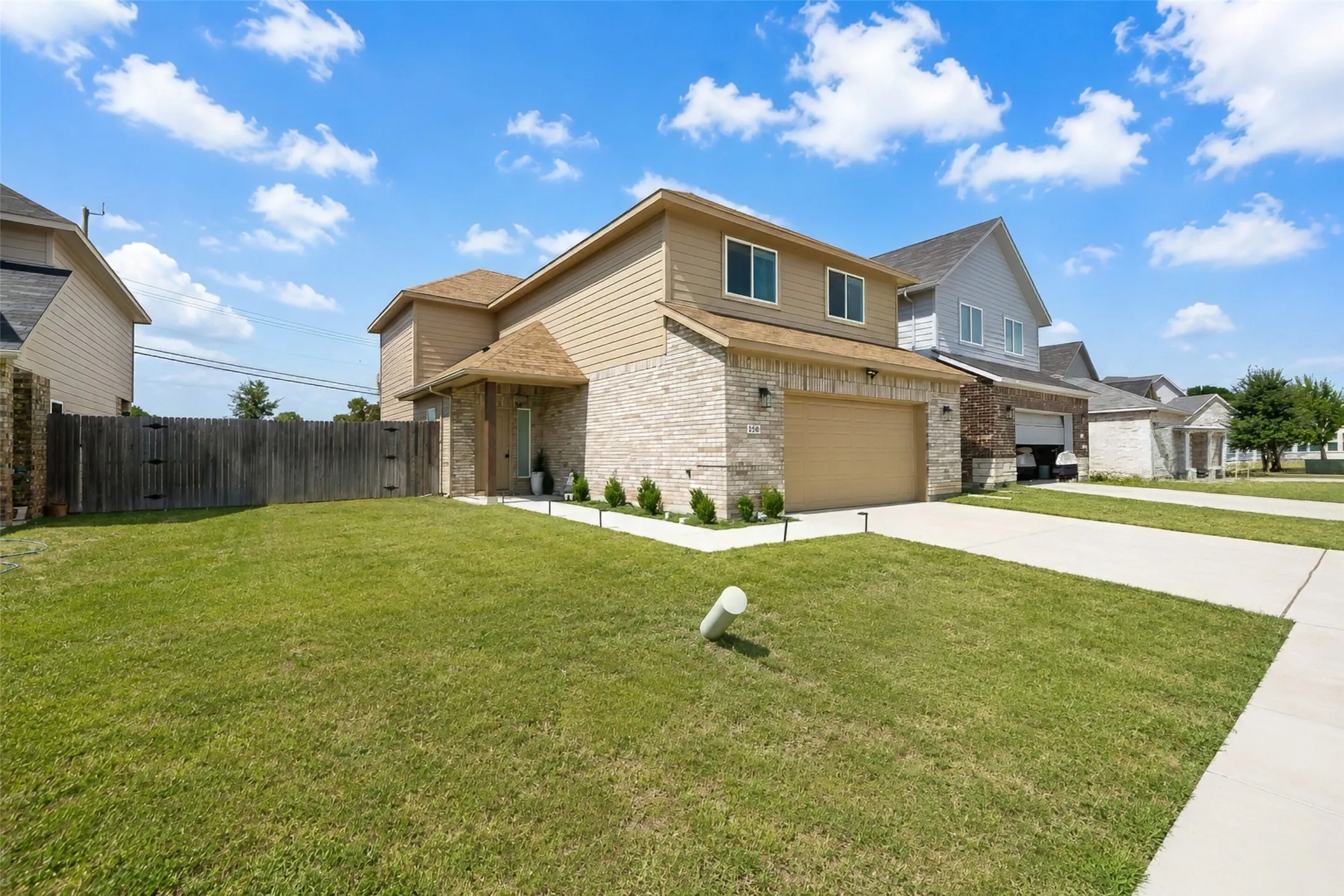 Single Family Residence For Sale in Dallas County , 256 Natalie Drive, Grand Prairie, Texas 75051, 4 Bedroom, 3 Bathroom, 2 Garage spaces, 2,408 Sqft, built in 2022, mls#21311808, Real Estate Agent in Grand Prairie, Homes For Sale in Dallas county, Homes For Sale in Grand Prairie, Realtor in Grand Prairie Texas, Real Estate Brokerage Independent Realty Texas, Luminita Cordes Realtor