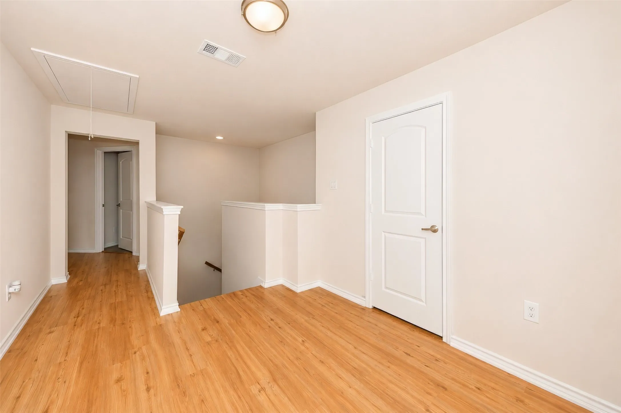 Single Family Residence For Sale in Dallas County , 256 Natalie Drive, Grand Prairie, Texas 75051, 4 Bedroom, 3 Bathroom, 2 Garage spaces, 2,408 Sqft, built in 2022, mls#21311808, Real Estate Agent in Grand Prairie, Homes For Sale in Dallas county, Homes For Sale in Grand Prairie, Realtor in Grand Prairie Texas, Real Estate Brokerage Independent Realty Texas, Luminita Cordes Realtor