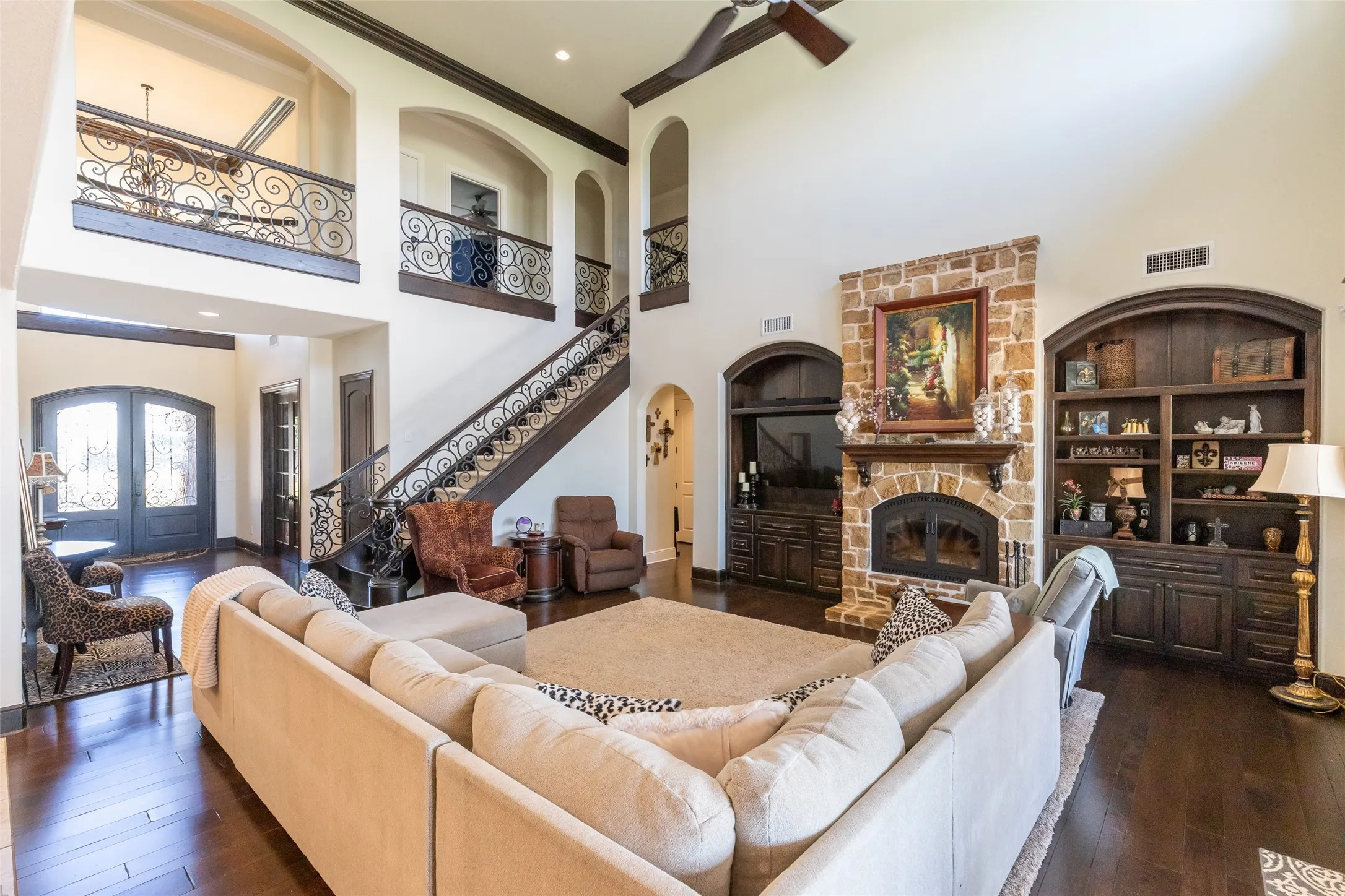 Single Family Residence For Sale in Taylor County , 709 Prosperity Road, Abilene, Texas 79602, 5 Bedroom, 6 Bathroom, 4 Garage spaces, 5,382 Sqft, built in 2015, mls#21324144, Real Estate Agent in Abilene, Homes For Sale in Taylor county, Homes For Sale in Abilene, Realtor in Abilene Texas, Real Estate Brokerage Independent Realty Texas, Luminita Cordes Realtor