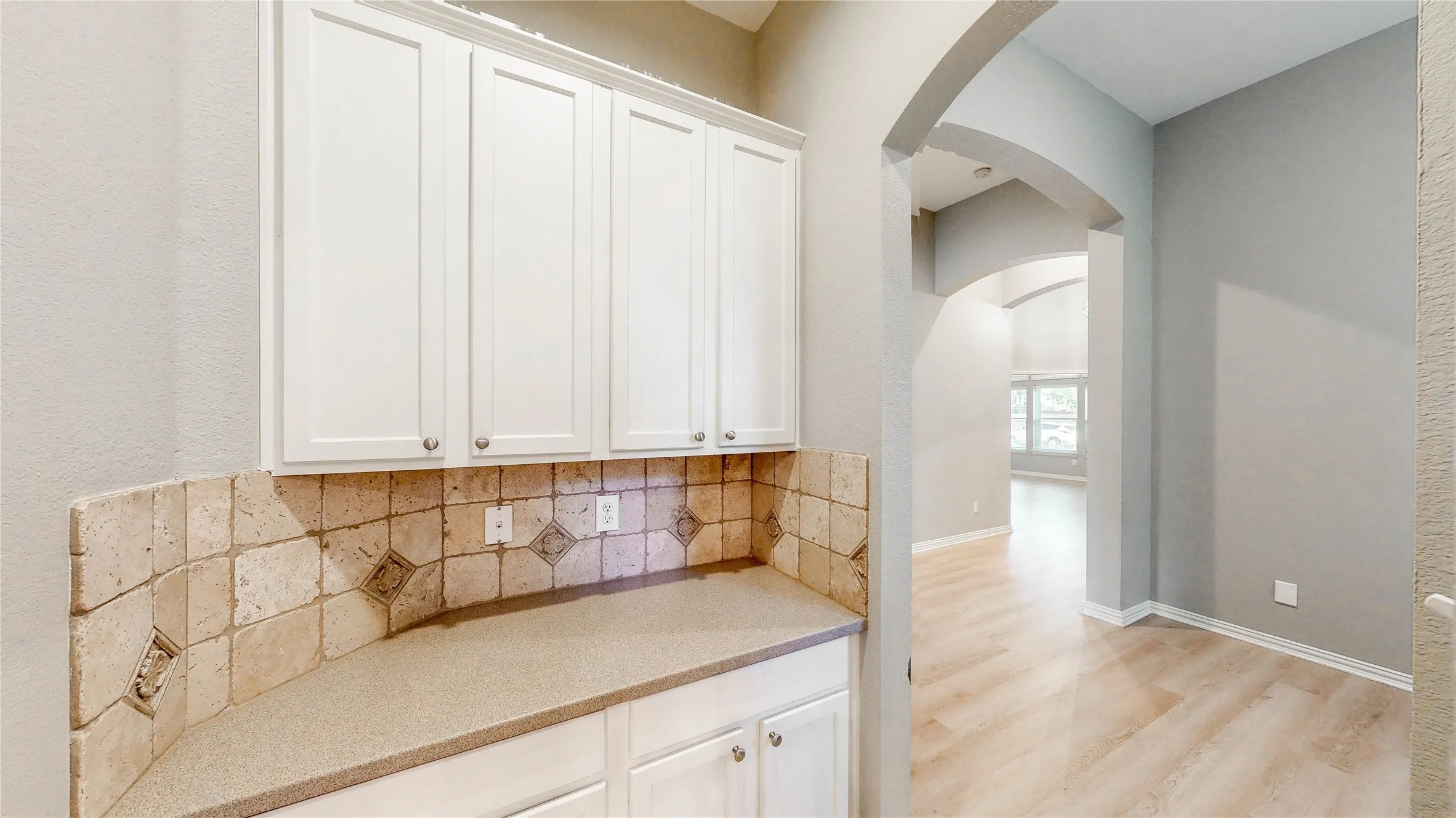 Single Family Residence For Sale in Denton County , 3924 Appleton Lane, Flower Mound, Texas 75022, 3 Bedroom, 2 Bathroom, 2 Garage spaces, 2,552 Sqft, built in 2003, mls#21325543, Real Estate Agent in Flower Mound, Homes For Sale in Denton county, Homes For Sale in Flower Mound, Realtor in Flower Mound Texas, Real Estate Brokerage Independent Realty Texas, Luminita Cordes Realtor