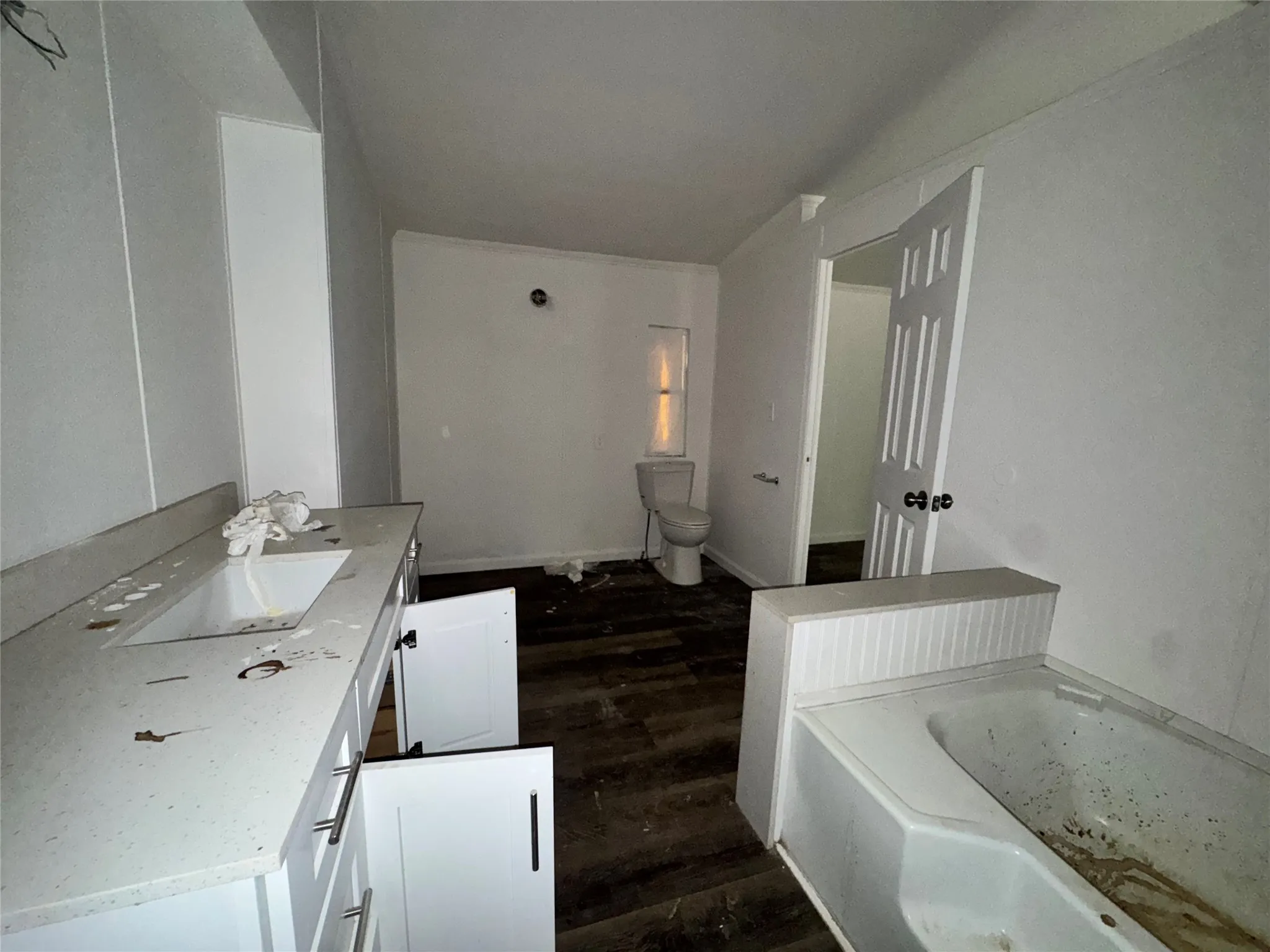 Mobile Home For Sale in Henderson County , 108 Charlies Pl Road, Trinidad, Texas 75163, 3 Bedroom, 2 Bathroom, Garage spaces, 1,216 Sqft, built in 2023, mls#21325552, Real Estate Agent in Trinidad, Homes For Sale in Henderson county, Homes For Sale in Trinidad, Realtor in Trinidad Texas, Real Estate Brokerage Independent Realty Texas, Luminita Cordes Realtor