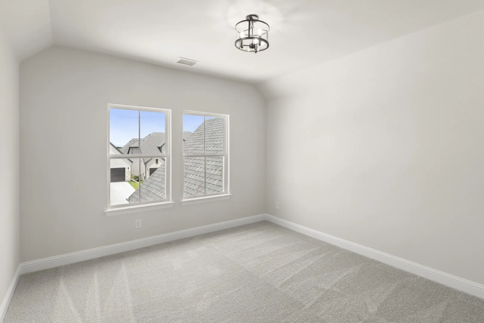 20. 2223 Wickersham - Bed 2