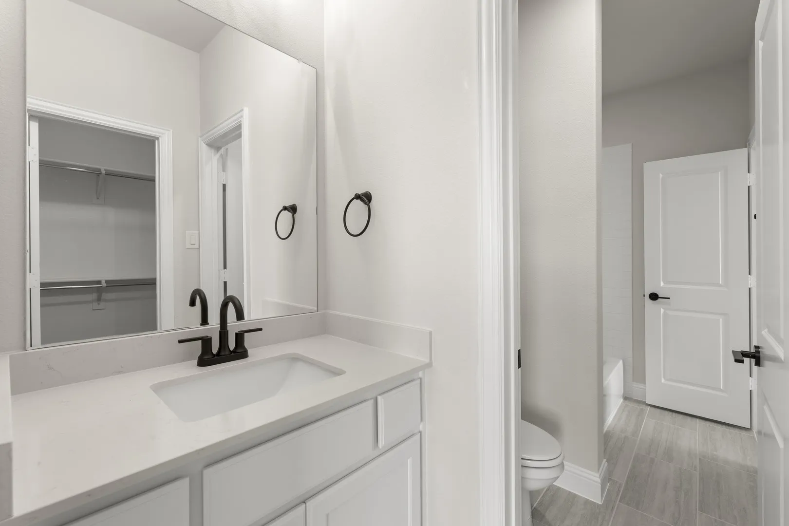 21. 2223 Wickersham - 2ND Bath