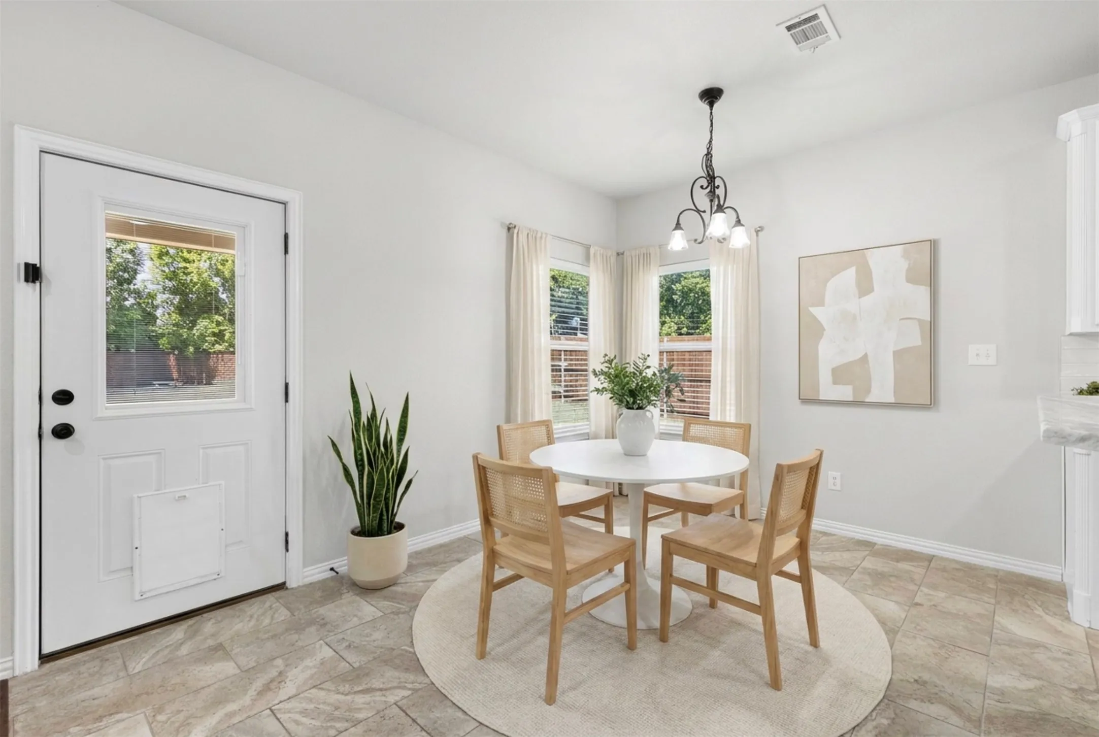 Single Family Residence For Rent in Collin County , 821 Westwood Court, Anna, Texas 75409, 4 Bedroom, 3 Bathroom, 2 Garage spaces, 2,675 Sqft, built in 2011, mls#21324785, Real Estate Agent in Anna, Homes For Rent in Collin county, Homes For Rent in Anna, Realtor in Anna Texas, Real Estate Brokerage Independent Realty Texas, Luminita Cordes Realtor