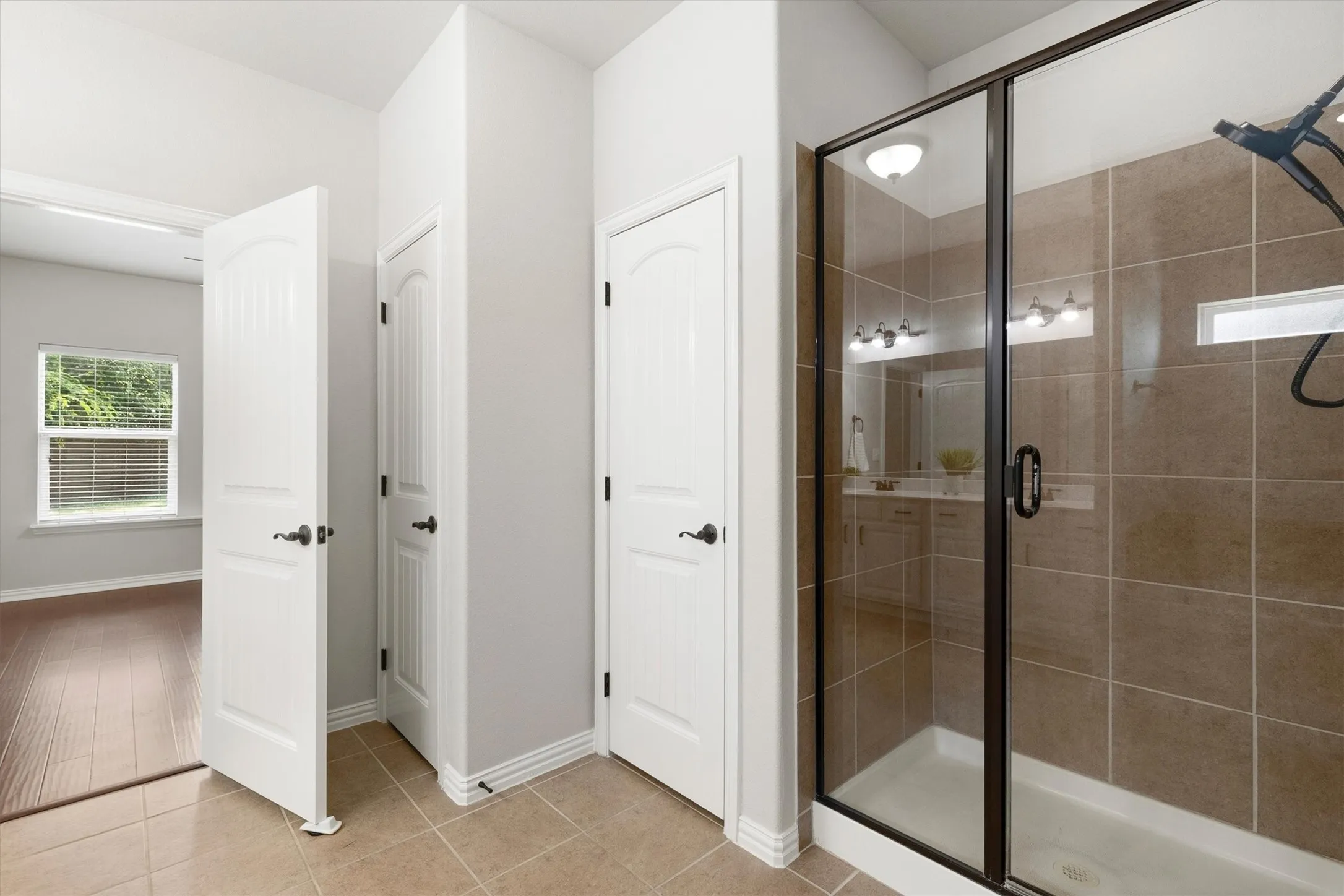 Single Family Residence For Rent in Collin County , 821 Westwood Court, Anna, Texas 75409, 4 Bedroom, 3 Bathroom, 2 Garage spaces, 2,675 Sqft, built in 2011, mls#21324785, Real Estate Agent in Anna, Homes For Rent in Collin county, Homes For Rent in Anna, Realtor in Anna Texas, Real Estate Brokerage Independent Realty Texas, Luminita Cordes Realtor