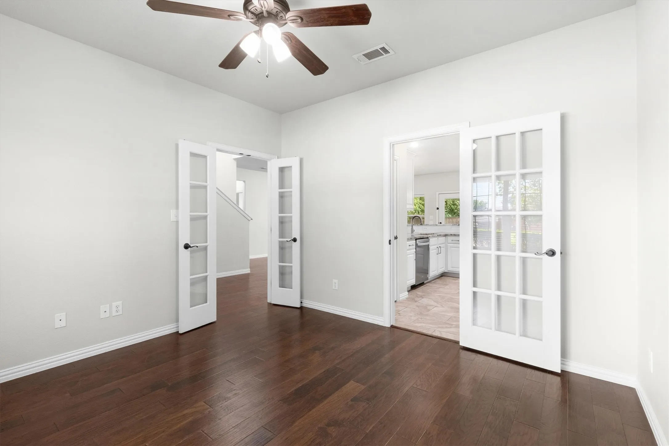 Single Family Residence For Rent in Collin County , 821 Westwood Court, Anna, Texas 75409, 4 Bedroom, 3 Bathroom, 2 Garage spaces, 2,675 Sqft, built in 2011, mls#21324785, Real Estate Agent in Anna, Homes For Rent in Collin county, Homes For Rent in Anna, Realtor in Anna Texas, Real Estate Brokerage Independent Realty Texas, Luminita Cordes Realtor