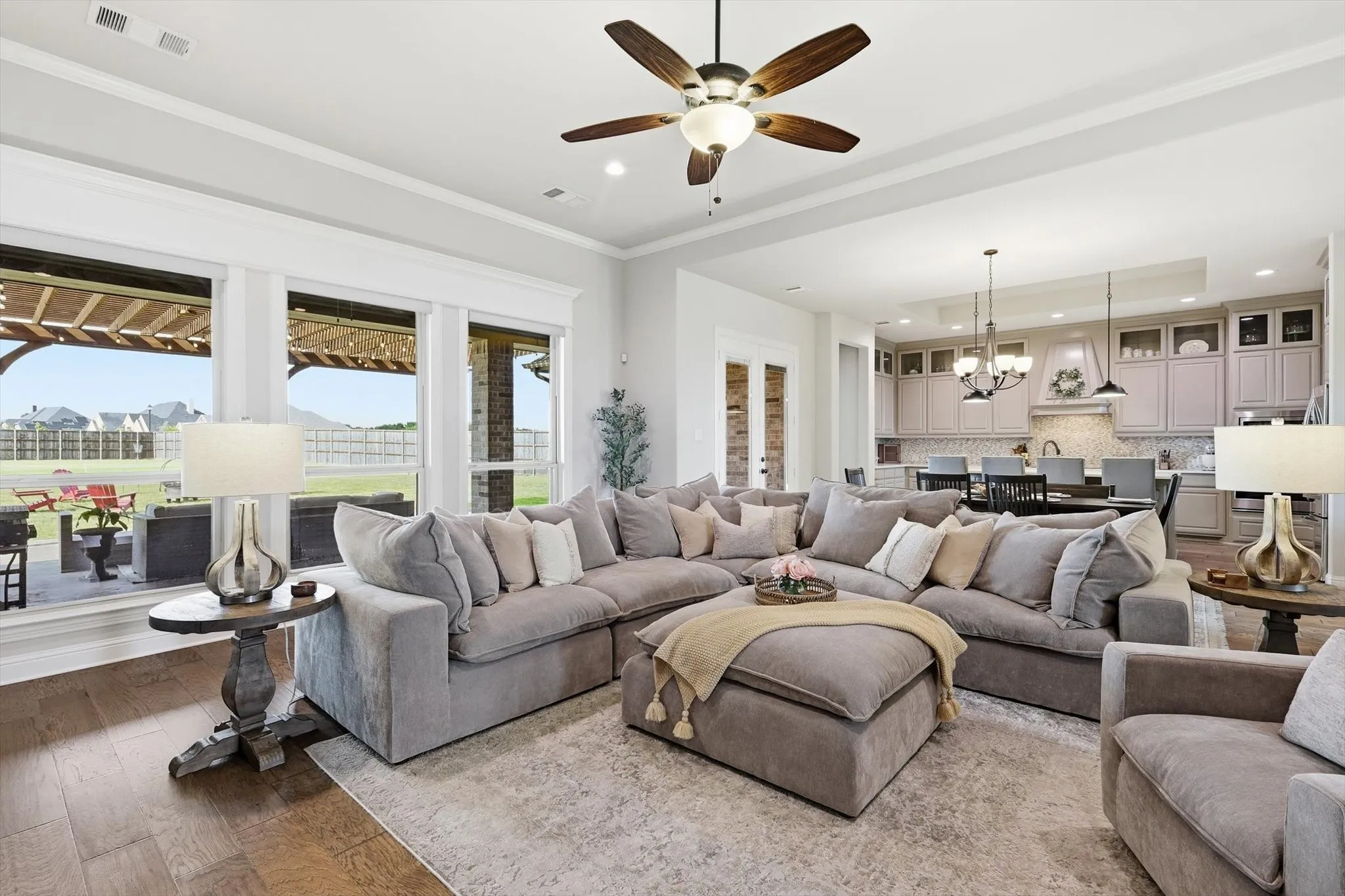 Single Family Residence For Sale in Ellis County , 1231 Poppie Lane, Midlothian, Texas 76065, 4 Bedroom, 4 Bathroom, 3 Garage spaces, 3,504 Sqft, built in 2019, mls#21324428, Real Estate Agent in Midlothian, Homes For Sale in Ellis county, Homes For Sale in Midlothian, Realtor in Midlothian Texas, Real Estate Brokerage Independent Realty Texas, Luminita Cordes Realtor