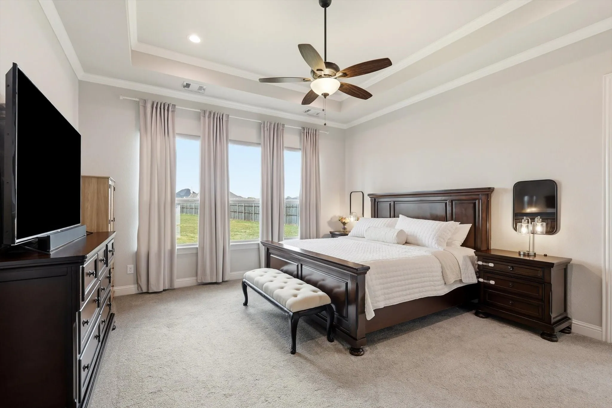 Single Family Residence For Sale in Ellis County , 1231 Poppie Lane, Midlothian, Texas 76065, 4 Bedroom, 4 Bathroom, 3 Garage spaces, 3,504 Sqft, built in 2019, mls#21324428, Real Estate Agent in Midlothian, Homes For Sale in Ellis county, Homes For Sale in Midlothian, Realtor in Midlothian Texas, Real Estate Brokerage Independent Realty Texas, Luminita Cordes Realtor