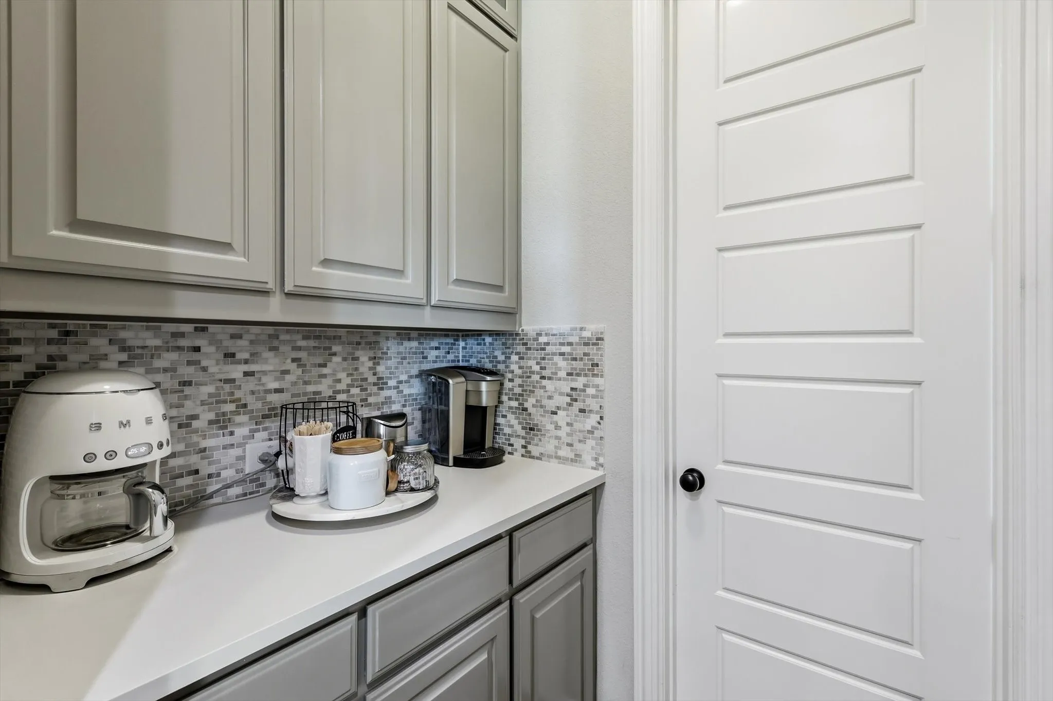 Single Family Residence For Sale in Ellis County , 1231 Poppie Lane, Midlothian, Texas 76065, 4 Bedroom, 4 Bathroom, 3 Garage spaces, 3,504 Sqft, built in 2019, mls#21324428, Real Estate Agent in Midlothian, Homes For Sale in Ellis county, Homes For Sale in Midlothian, Realtor in Midlothian Texas, Real Estate Brokerage Independent Realty Texas, Luminita Cordes Realtor