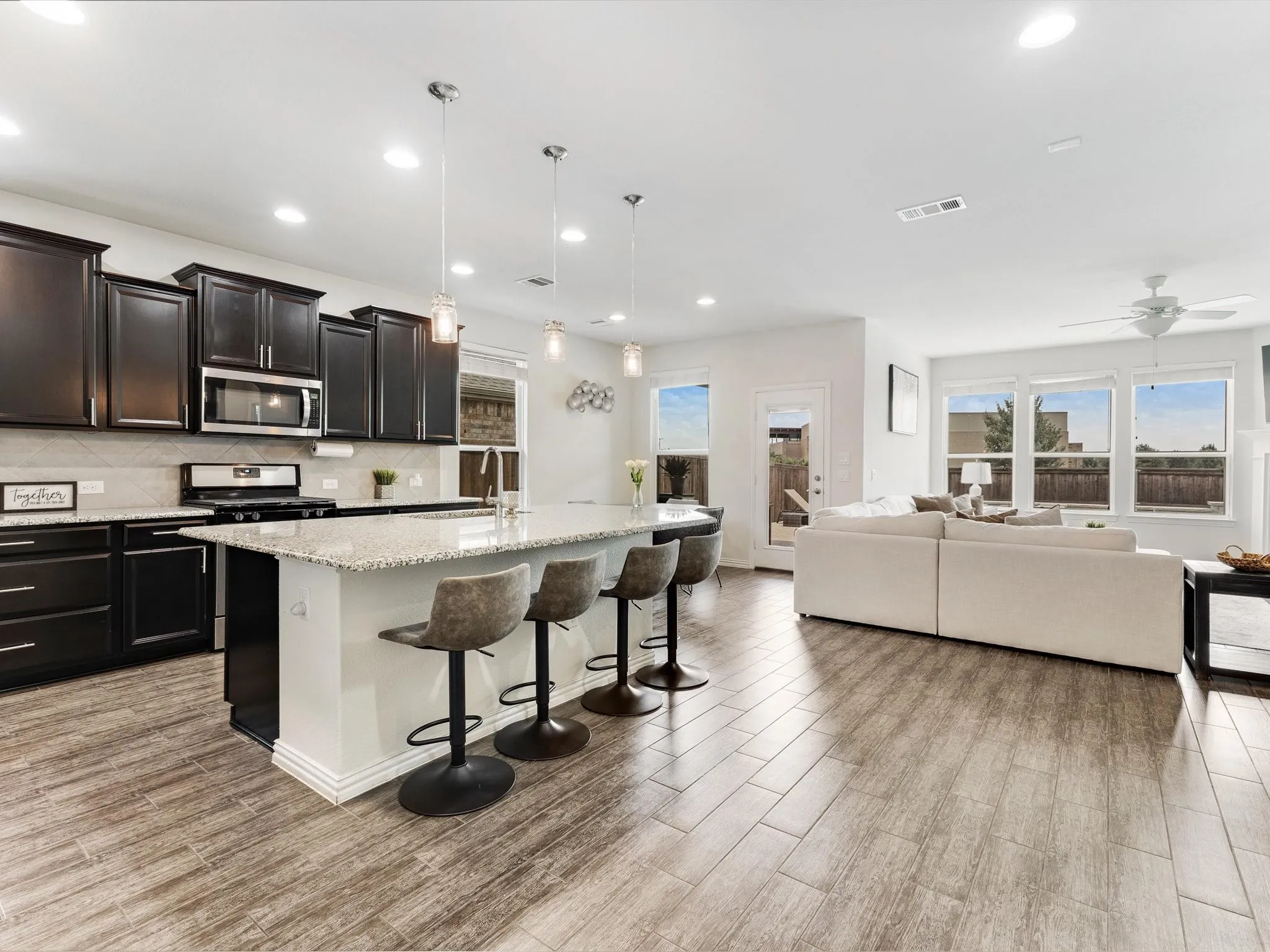 Single Family Residence For Sale in Johnson County , 3809 Cicada Lane, Mansfield, Texas 76084, 4 Bedroom, 4 Bathroom, 2 Garage spaces, 3,467 Sqft, built in 2018, mls#21325121, Real Estate Agent in Mansfield, Homes For Sale in Johnson county, Homes For Sale in Mansfield, Realtor in Mansfield Texas, Real Estate Brokerage Independent Realty Texas, Luminita Cordes Realtor