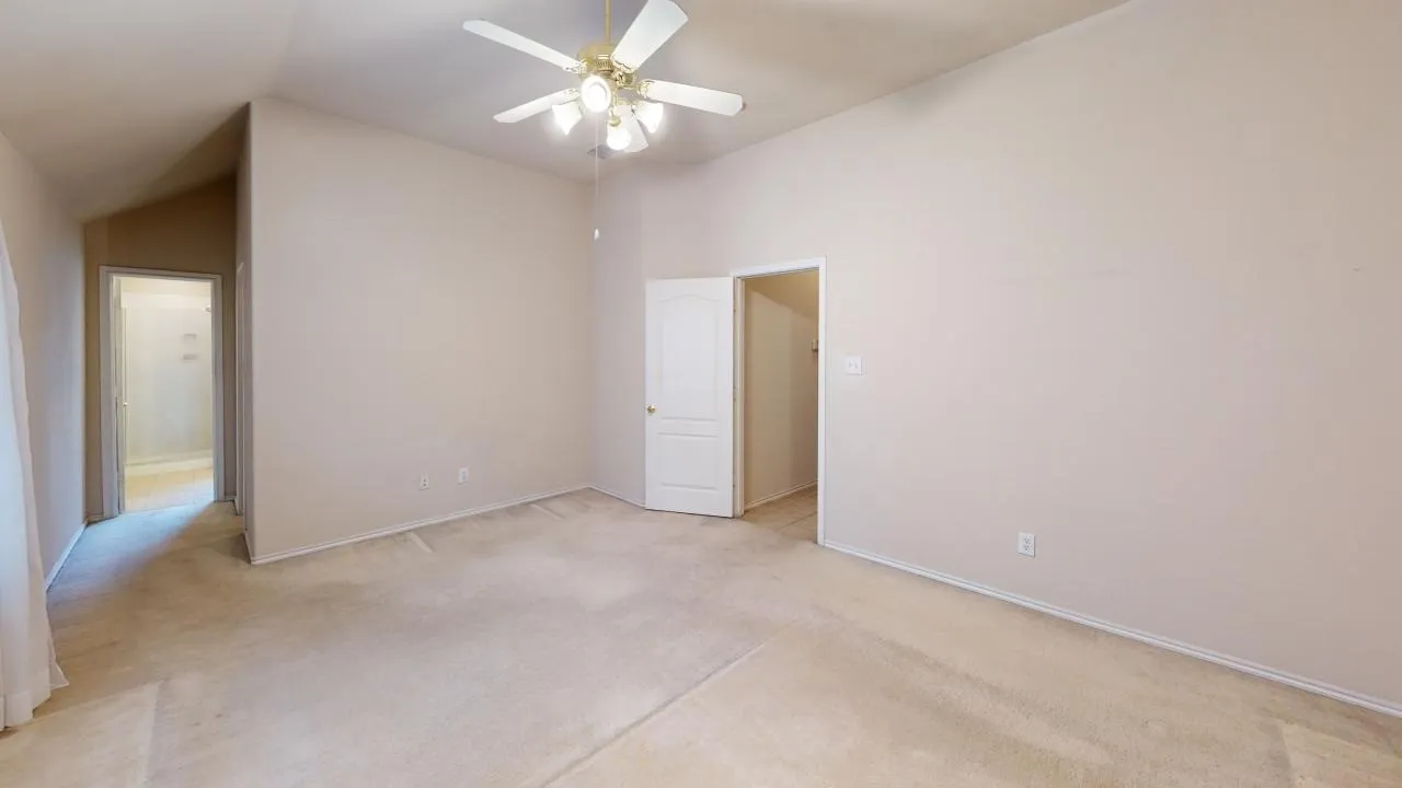 Single Family Residence For Rent in Dallas County , 10514 Saint Georges Drive, Rowlett, Texas 75089, 3 Bedroom, 2 Bathroom, 2 Garage spaces, 1,750 Sqft, built in 2004, mls#21325578, Real Estate Agent in Rowlett, Homes For Rent in Dallas county, Homes For Rent in Rowlett, Realtor in Rowlett Texas, Real Estate Brokerage Independent Realty Texas, Luminita Cordes Realtor