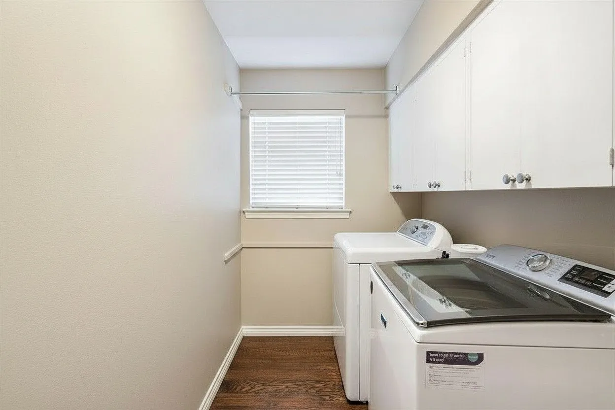 Single Family Residence For Sale in Dallas County , 807 Clearwater Drive, Richardson, Texas 75080, 3 Bedroom, 2 Bathroom, 2 Garage spaces, 2,013 Sqft, built in 1958, mls#21321632, Real Estate Agent in Richardson, Homes For Sale in Dallas county, Homes For Sale in Richardson, Realtor in Richardson Texas, Real Estate Brokerage Independent Realty Texas, Luminita Cordes Realtor