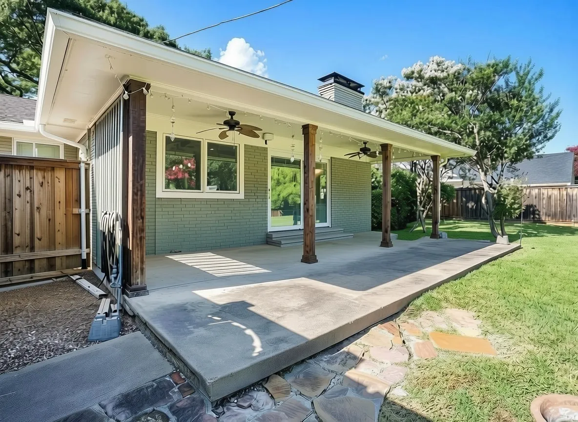 Single Family Residence For Sale in Dallas County , 807 Clearwater Drive, Richardson, Texas 75080, 3 Bedroom, 2 Bathroom, 2 Garage spaces, 2,013 Sqft, built in 1958, mls#21321632, Real Estate Agent in Richardson, Homes For Sale in Dallas county, Homes For Sale in Richardson, Realtor in Richardson Texas, Real Estate Brokerage Independent Realty Texas, Luminita Cordes Realtor