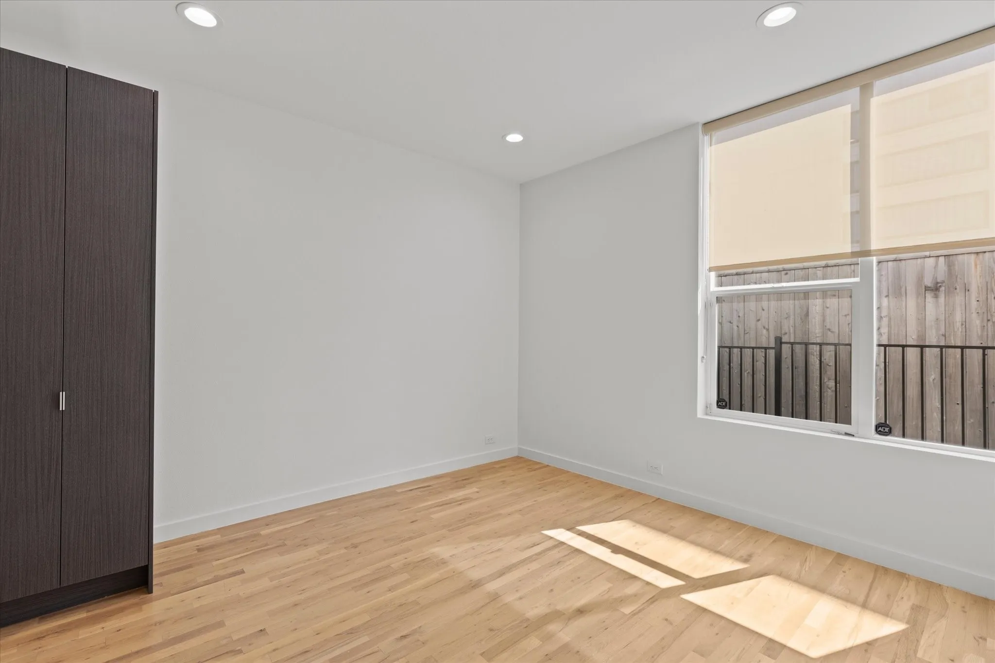 Condominium For Rent in Dallas County , 4210 Delano Place 1, Dallas, Texas 75204, 3 Bedroom, 4 Bathroom, 2 Garage spaces, 1,857 Sqft, built in 2020, mls#21325568, Real Estate Agent in Dallas, Homes For Rent in Dallas county, Homes For Rent in Dallas, Realtor in Dallas Texas, Real Estate Brokerage Independent Realty Texas, Luminita Cordes Realtor