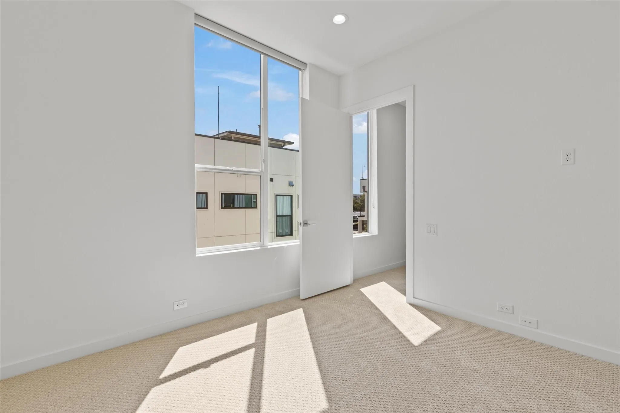 Condominium For Rent in Dallas County , 4210 Delano Place 1, Dallas, Texas 75204, 3 Bedroom, 4 Bathroom, 2 Garage spaces, 1,857 Sqft, built in 2020, mls#21325568, Real Estate Agent in Dallas, Homes For Rent in Dallas county, Homes For Rent in Dallas, Realtor in Dallas Texas, Real Estate Brokerage Independent Realty Texas, Luminita Cordes Realtor