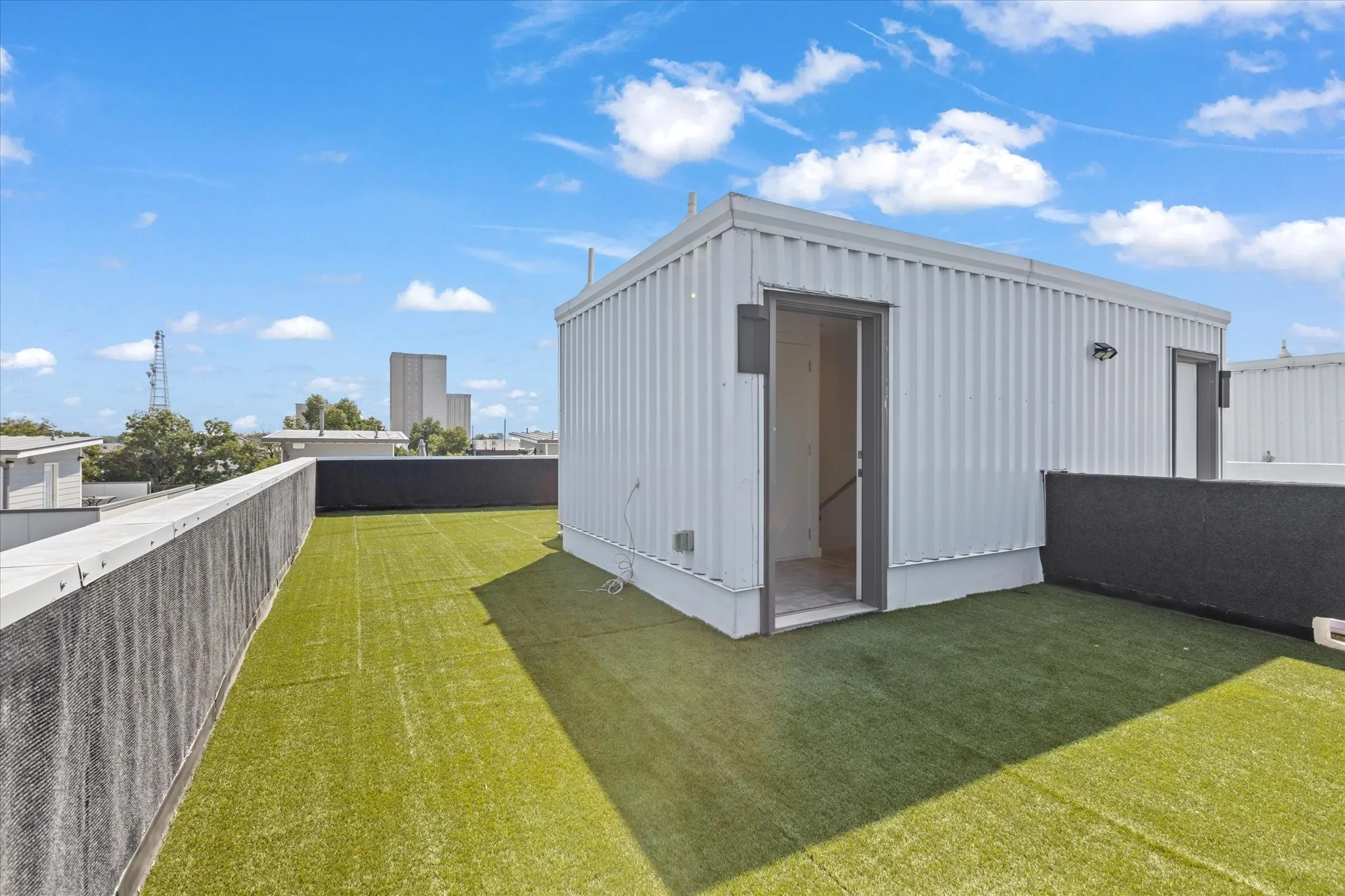Condominium For Rent in Dallas County , 4210 Delano Place 1, Dallas, Texas 75204, 3 Bedroom, 4 Bathroom, 2 Garage spaces, 1,857 Sqft, built in 2020, mls#21325568, Real Estate Agent in Dallas, Homes For Rent in Dallas county, Homes For Rent in Dallas, Realtor in Dallas Texas, Real Estate Brokerage Independent Realty Texas, Luminita Cordes Realtor