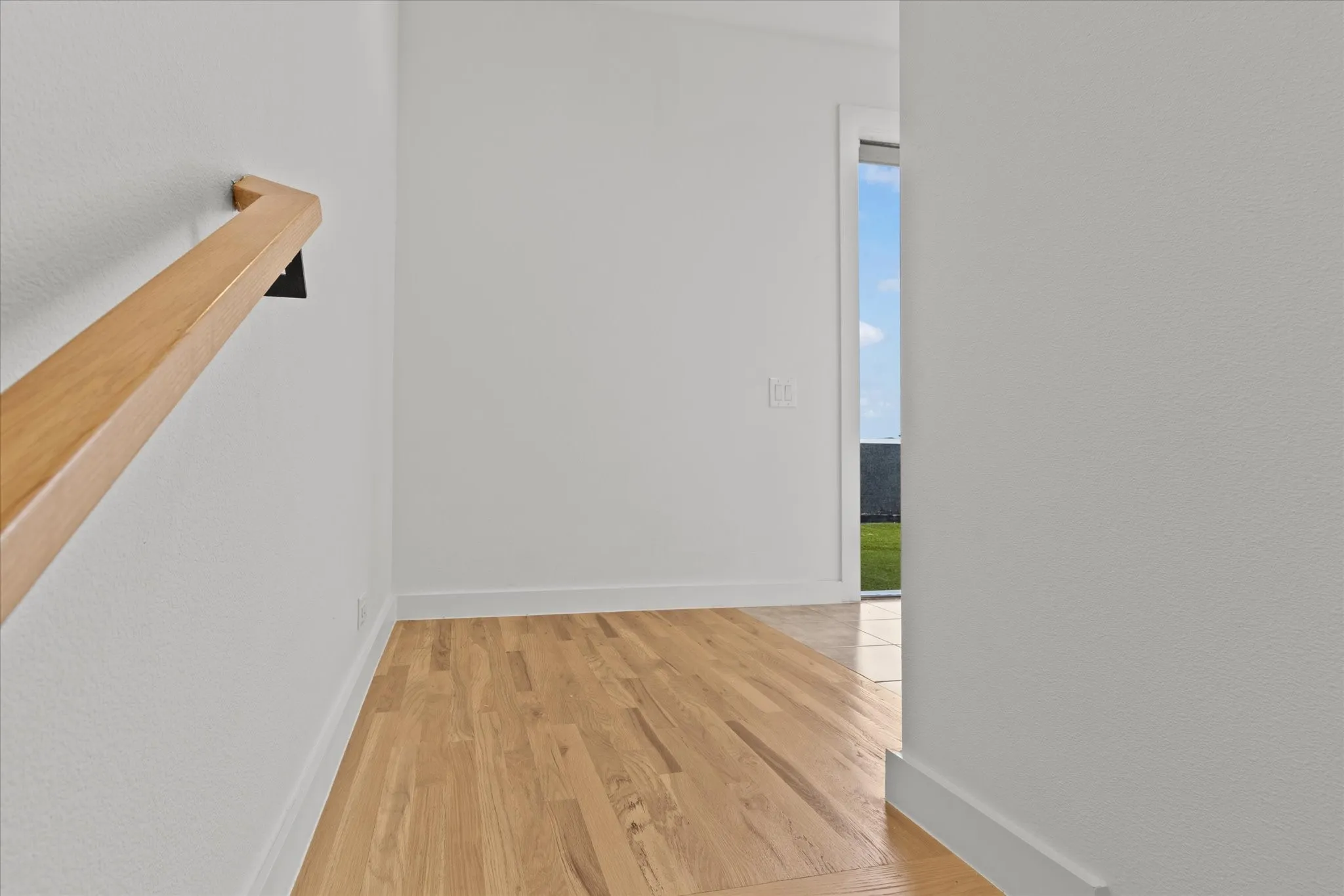Condominium For Rent in Dallas County , 4210 Delano Place 1, Dallas, Texas 75204, 3 Bedroom, 4 Bathroom, 2 Garage spaces, 1,857 Sqft, built in 2020, mls#21325568, Real Estate Agent in Dallas, Homes For Rent in Dallas county, Homes For Rent in Dallas, Realtor in Dallas Texas, Real Estate Brokerage Independent Realty Texas, Luminita Cordes Realtor