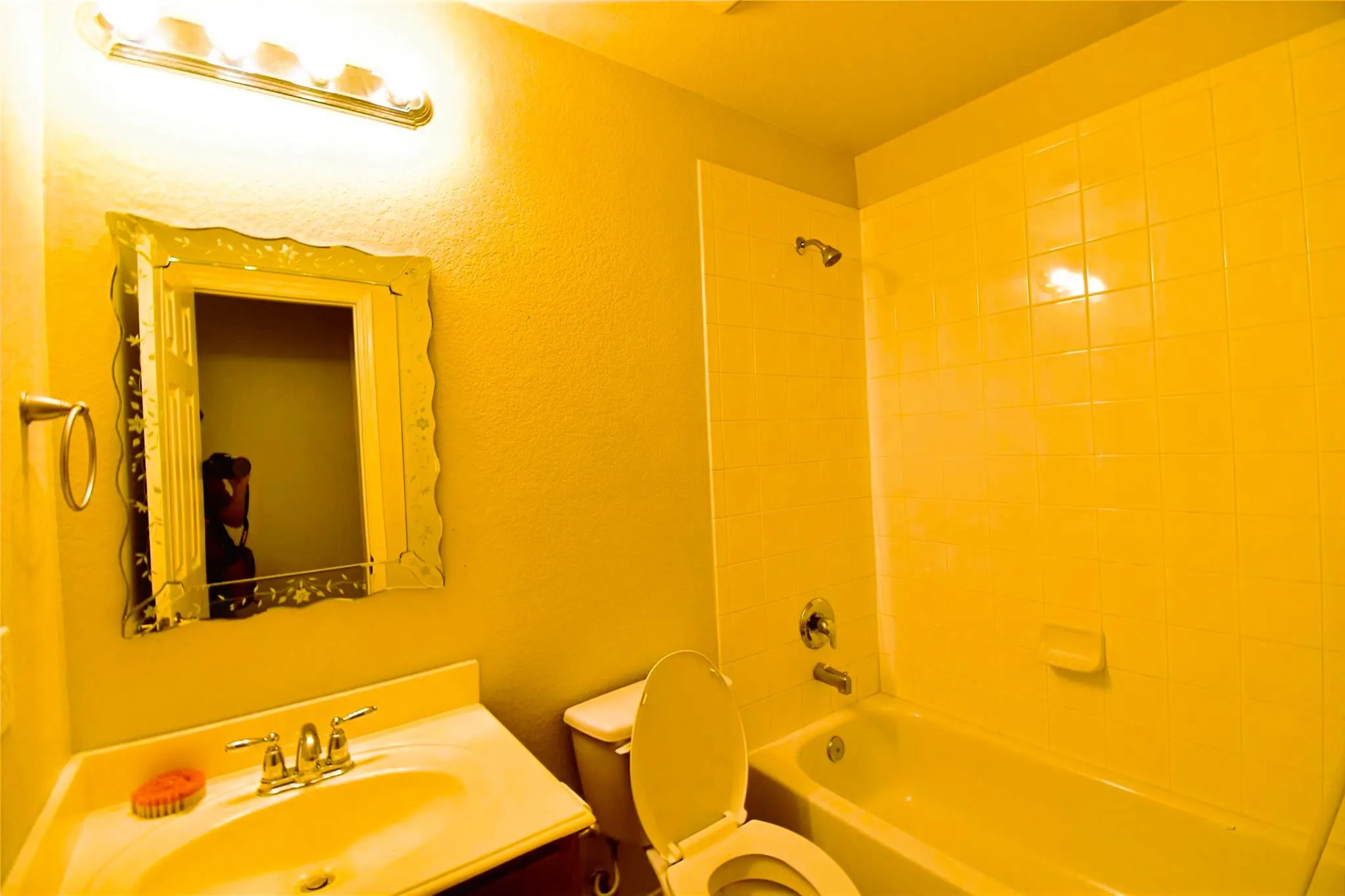Single Family Residence For Rent in Collin County , 7993 Crampton Lane, Frisco, Texas 75035, 3 Bedroom, 3 Bathroom, 2 Garage spaces, 2,182 Sqft, built in 2008, mls#21325591, Real Estate Agent in Frisco, Homes For Rent in Collin county, Homes For Rent in Frisco, Realtor in Frisco Texas, Real Estate Brokerage Independent Realty Texas, Luminita Cordes Realtor