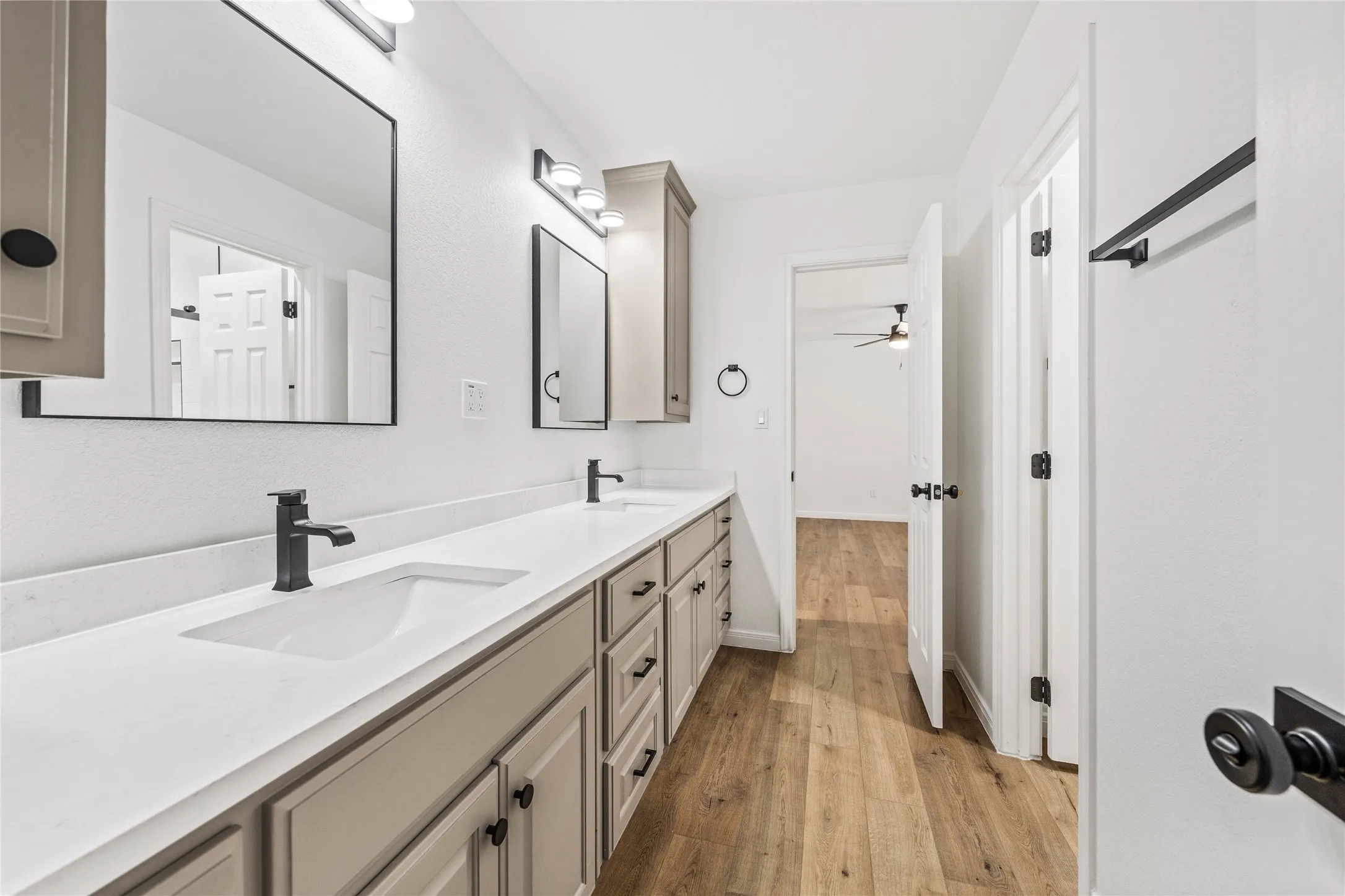 Duplex For Sale in Mc Lennan County , 1903 S 11th Street, Waco, Texas 76706, 0, 0, Garage spaces, 3,518 Sqft, built in 2014, Price $1,250,000, mls#21320407, Real Estate Agent in Waco, Homes For Sale in Mc Lennan county, Homes For Sale in Waco, Realtor in Waco Texas, Real Estate Brokerage Independent Realty Texas, Luminita Cordes Realtor