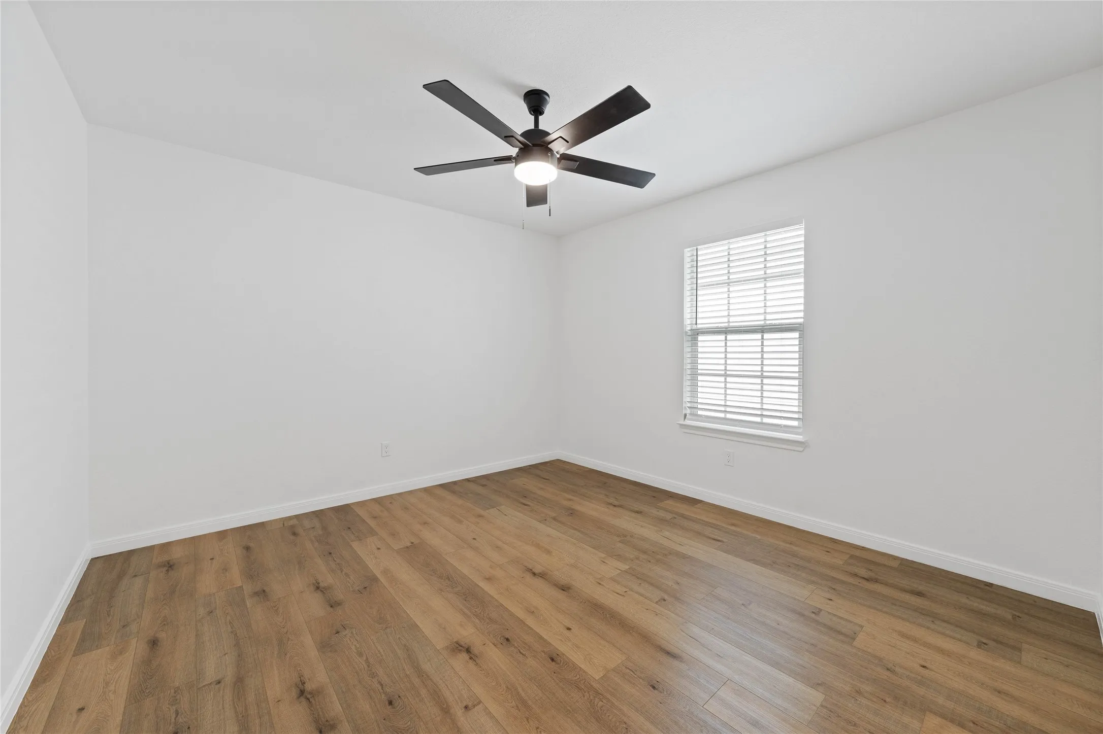 Duplex For Sale in Mc Lennan County , 1903 S 11th Street, Waco, Texas 76706, 0, 0, Garage spaces, 3,518 Sqft, built in 2014, Price $1,250,000, mls#21320407, Real Estate Agent in Waco, Homes For Sale in Mc Lennan county, Homes For Sale in Waco, Realtor in Waco Texas, Real Estate Brokerage Independent Realty Texas, Luminita Cordes Realtor