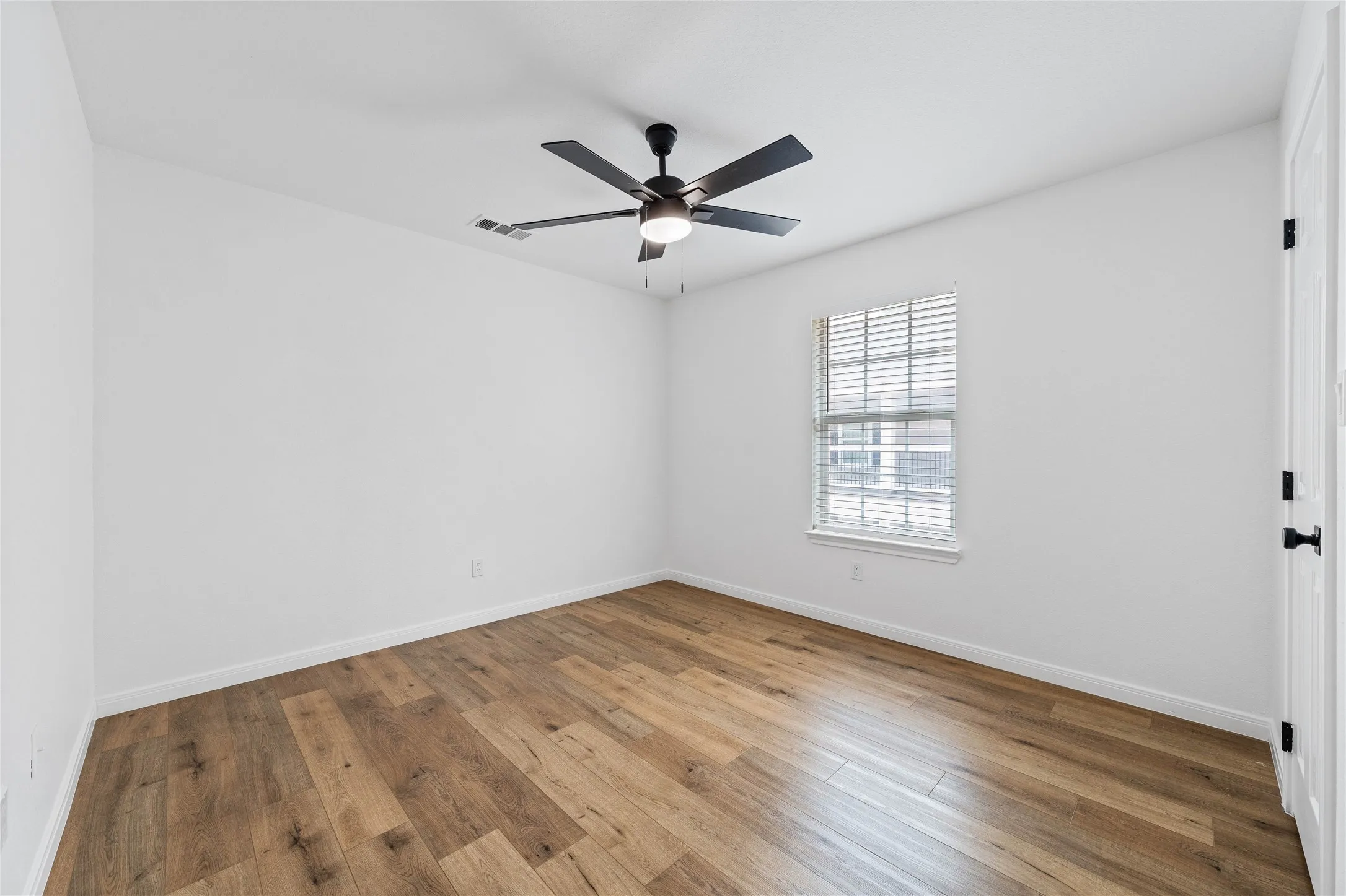 Duplex For Sale in Mc Lennan County , 1903 S 11th Street, Waco, Texas 76706, 0, 0, Garage spaces, 3,518 Sqft, built in 2014, Price $1,250,000, mls#21320407, Real Estate Agent in Waco, Homes For Sale in Mc Lennan county, Homes For Sale in Waco, Realtor in Waco Texas, Real Estate Brokerage Independent Realty Texas, Luminita Cordes Realtor