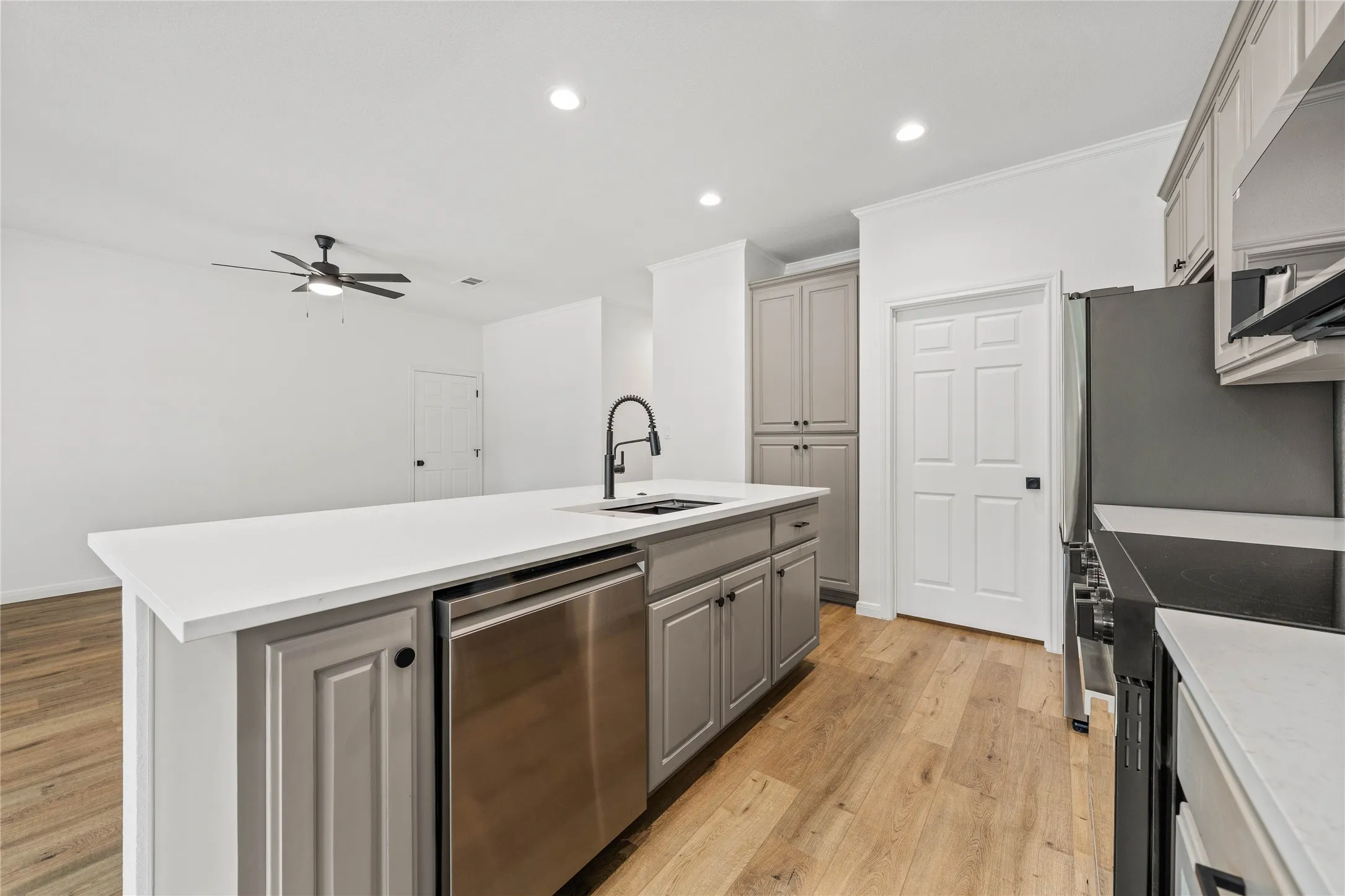 Duplex For Sale in Mc Lennan County , 1903 S 11th Street, Waco, Texas 76706, 0, 0, Garage spaces, 3,518 Sqft, built in 2014, Price $1,250,000, mls#21320407, Real Estate Agent in Waco, Homes For Sale in Mc Lennan county, Homes For Sale in Waco, Realtor in Waco Texas, Real Estate Brokerage Independent Realty Texas, Luminita Cordes Realtor