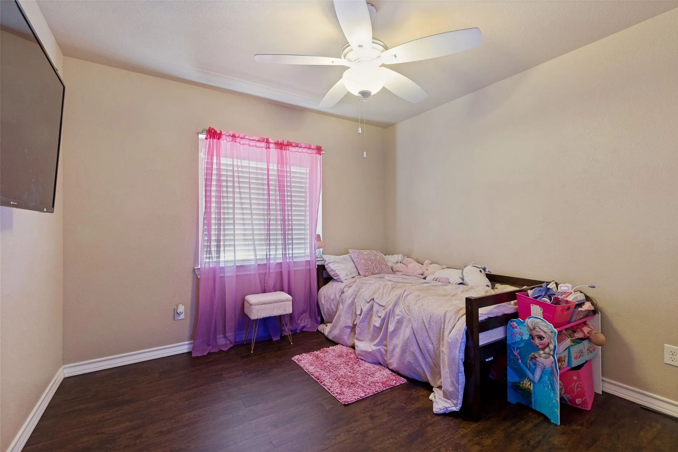 Single Family Residence For Sale in Tarrant County , 625 Park Center Boulevard, Saginaw, Texas 76179, 3 Bedroom, 2 Bathroom, 2 Garage spaces, 1,509 Sqft, built in 1980, mls#21325447, Real Estate Agent in Saginaw, Homes For Sale in Tarrant county, Homes For Sale in Saginaw, Realtor in Saginaw Texas, Real Estate Brokerage Independent Realty Texas, Luminita Cordes Realtor