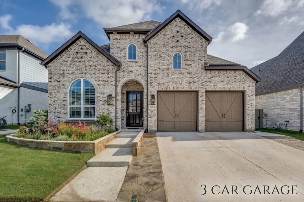 Single Family Residence For Sale in Denton County , 1624 18th Street, Northlake, Texas 76226, 4 Bedroom, 6 Bathroom, 3 Garage spaces, 3,416 Sqft, built in 2024, mls#21325657, Real Estate Agent in Northlake, Homes For Sale in Denton county, Homes For Sale in Northlake, Realtor in Northlake Texas, Real Estate Brokerage Independent Realty Texas, Luminita Cordes Realtor