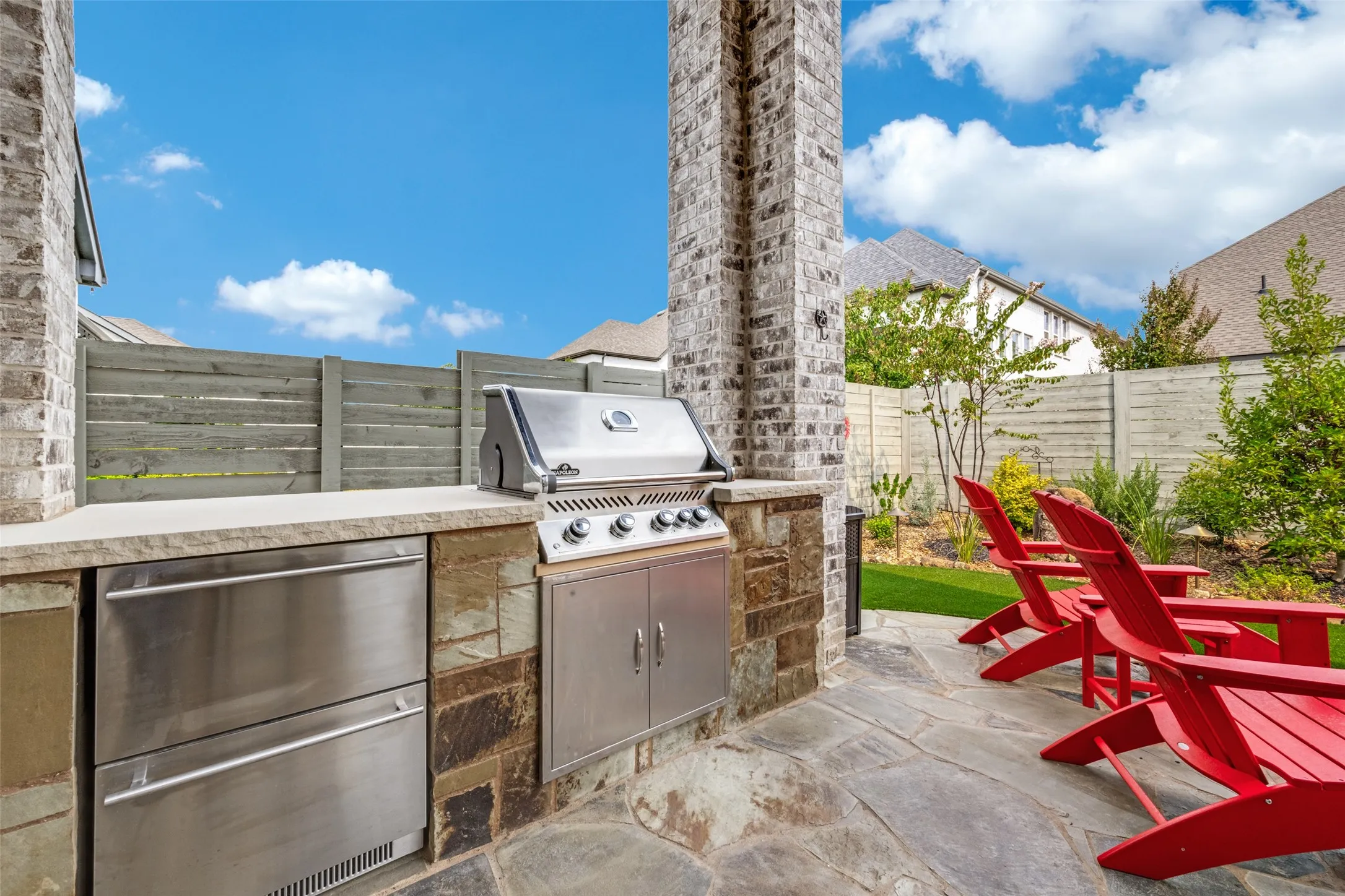 Outdoor kitchen