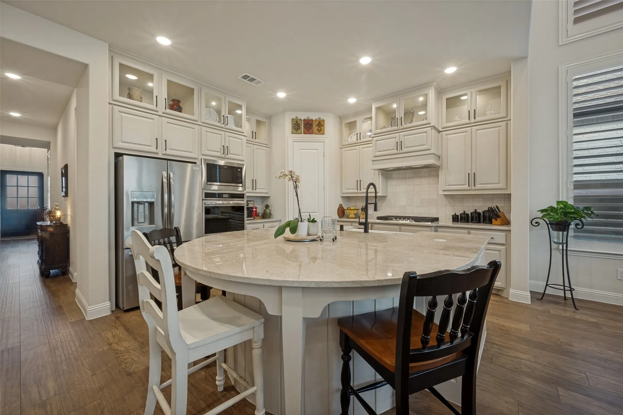 Single Family Residence For Sale in Denton County , 1624 18th Street, Northlake, Texas 76226, 4 Bedroom, 6 Bathroom, 3 Garage spaces, 3,416 Sqft, built in 2024, mls#21325657, Real Estate Agent in Northlake, Homes For Sale in Denton county, Homes For Sale in Northlake, Realtor in Northlake Texas, Real Estate Brokerage Independent Realty Texas, Luminita Cordes Realtor