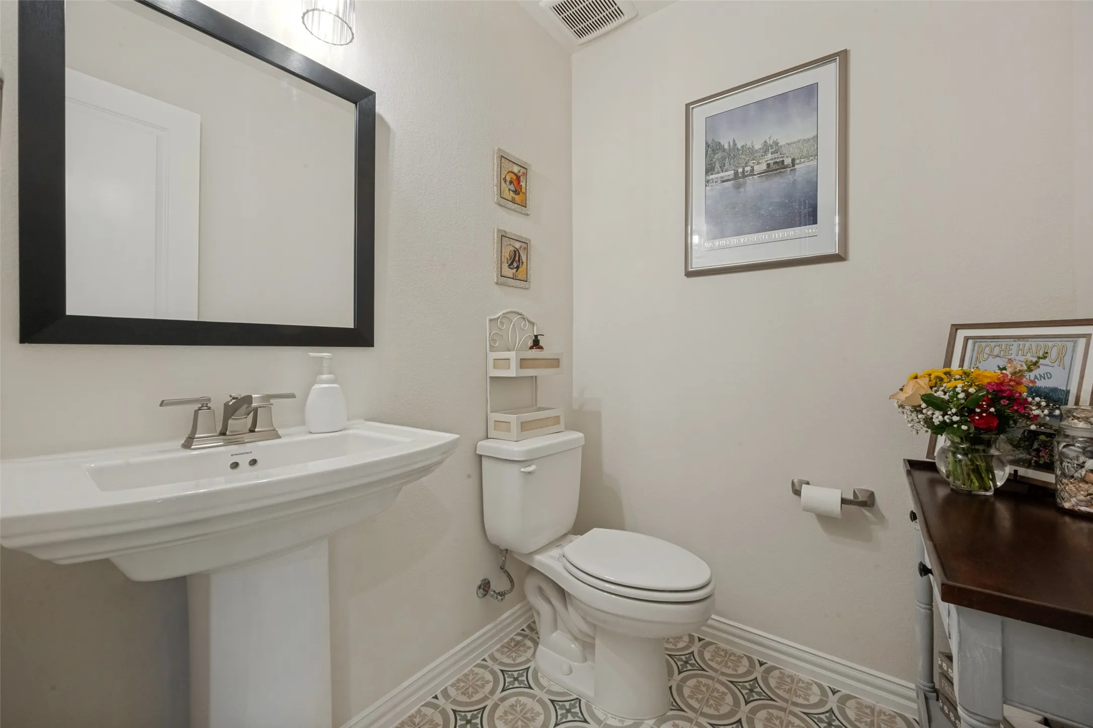 Powder bath off the upstairs living room