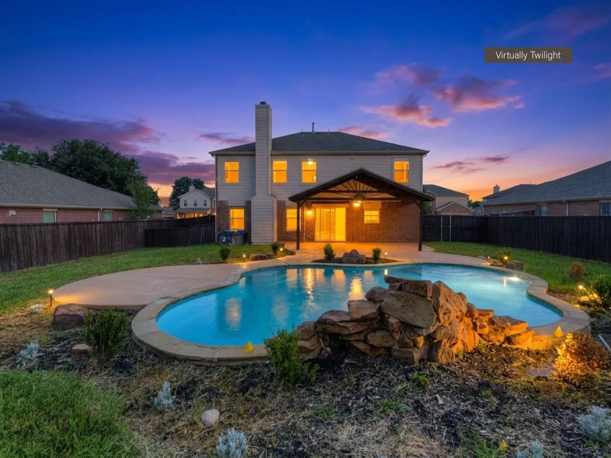 Single Family Residence For Sale in Collin County , 3010 Elderberry Drive, Wylie, Texas 75098, 4 Bedroom, 3 Bathroom, 2 Garage spaces, 2,099 Sqft, built in 2004, mls#21322825, Real Estate Agent in Wylie, Homes For Sale in Collin county, Homes For Sale in Wylie, Realtor in Wylie Texas, Real Estate Brokerage Independent Realty Texas, Luminita Cordes Realtor