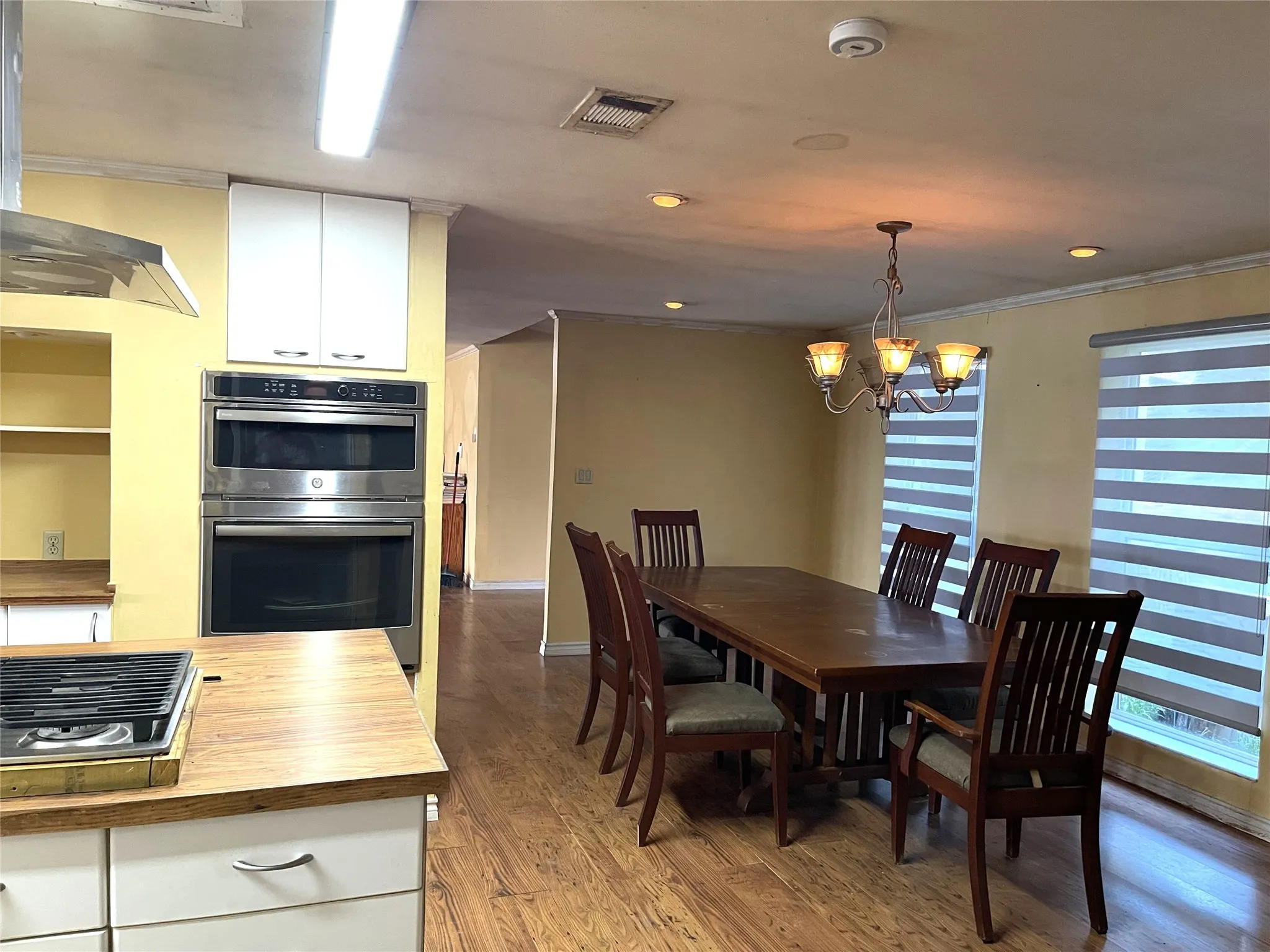 Mobile Home For Sale in Limestone County , 346 Lcr Redbud A, Mexia, Texas 76667, 2 Bedroom, 2 Bathroom, Garage spaces, 1,904 Sqft, built in 1985, mls#21325501, Real Estate Agent in Mexia, Homes For Sale in Limestone county, Homes For Sale in Mexia, Realtor in Mexia Texas, Real Estate Brokerage Independent Realty Texas, Luminita Cordes Realtor