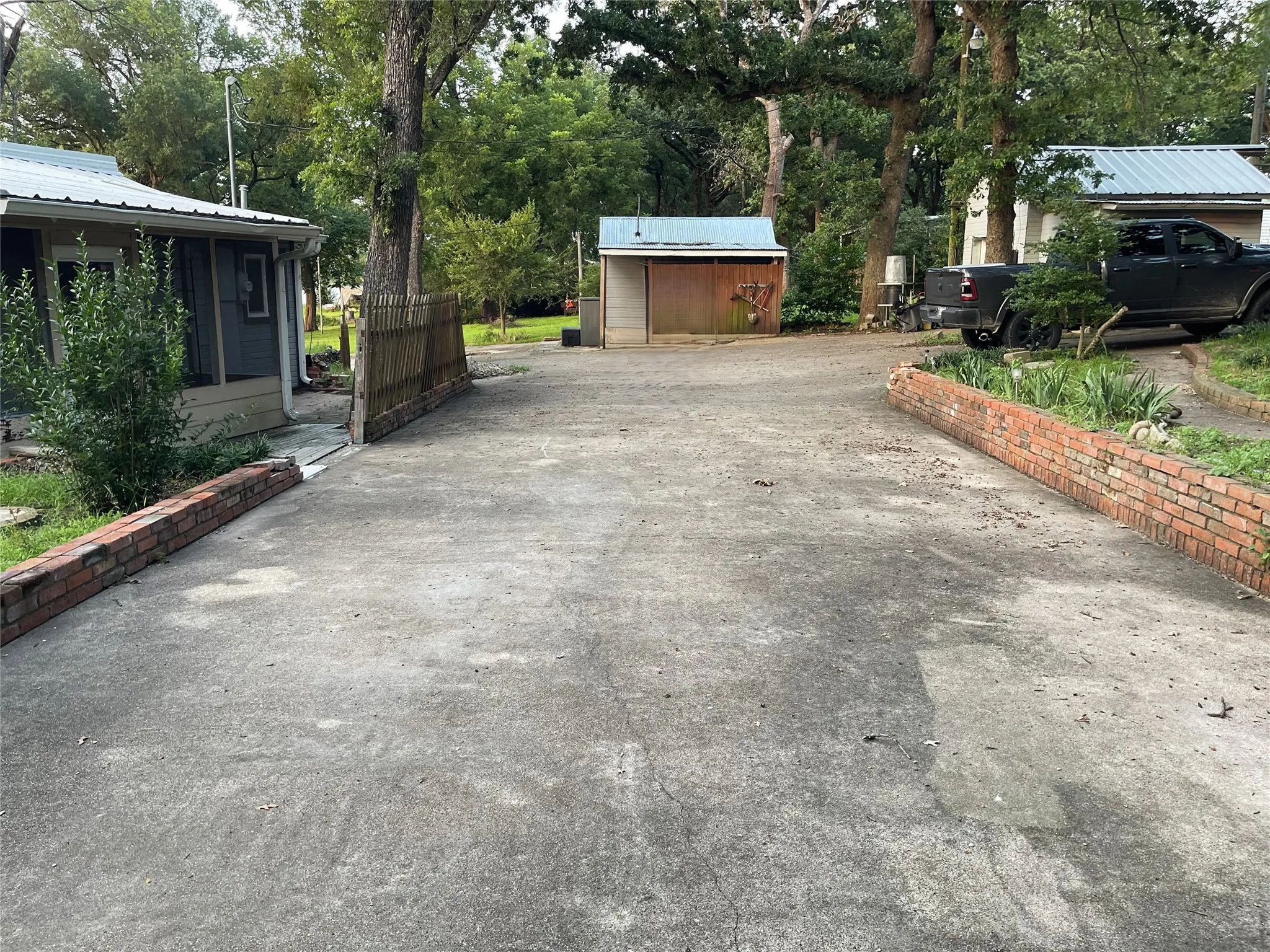 Parking & Drive