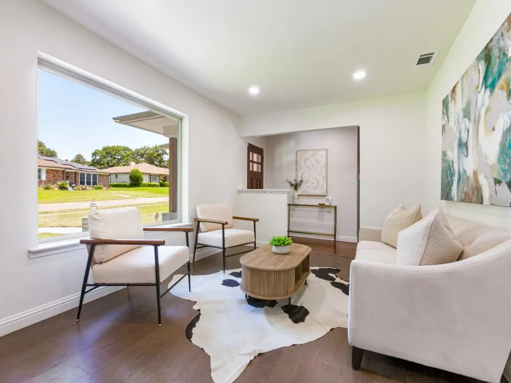Single Family Residence For Sale in Dallas County , 8434 Bellingham Drive, Dallas, Texas 75228, 5 Bedroom, 3 Bathroom, Garage spaces, 2,395 Sqft, built in 1964, mls#21325438, Real Estate Agent in Dallas, Homes For Sale in Dallas county, Homes For Sale in Dallas, Realtor in Dallas Texas, Real Estate Brokerage Independent Realty Texas, Luminita Cordes Realtor