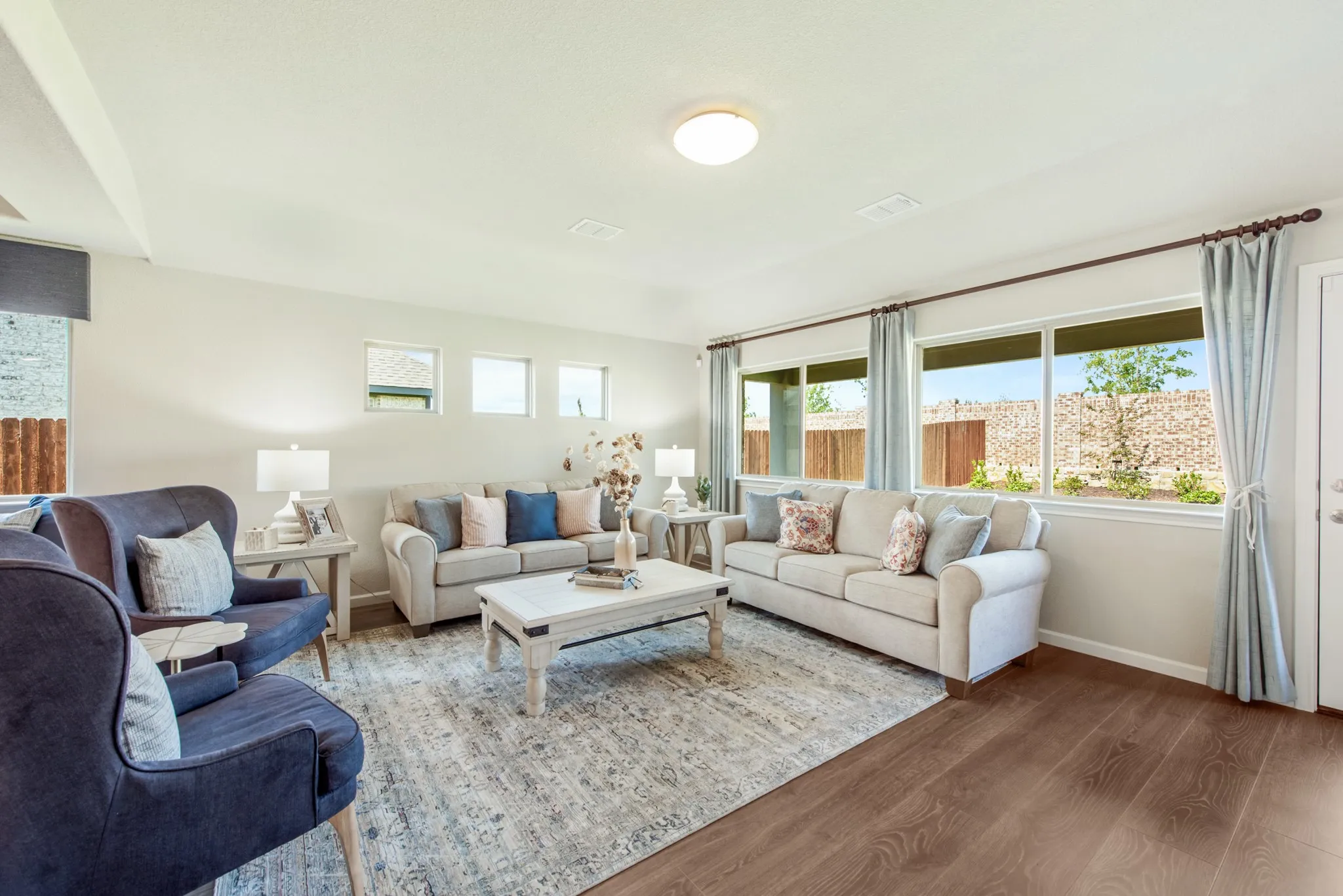 Single Family Residence For Sale in Tarrant County , 10624 Moss Cove Drive, Fort Worth, Texas 76036, 5 Bedroom, 3 Bathroom, 2 Garage spaces, 2,685 Sqft, built in 2023, mls#21324889, Real Estate Agent in Fort Worth, Homes For Sale in Tarrant county, Homes For Sale in Fort Worth, Realtor in Fort Worth Texas, Real Estate Brokerage Independent Realty Texas, Luminita Cordes Realtor