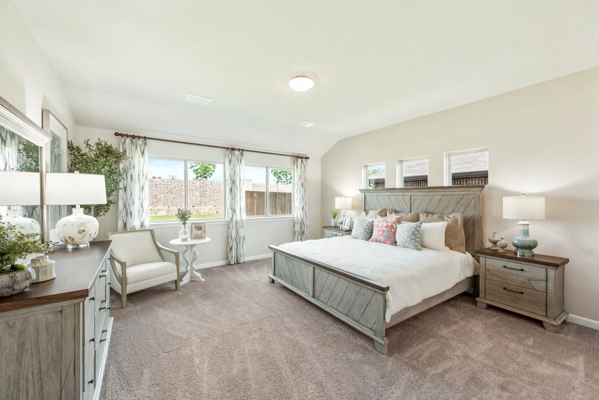 Single Family Residence For Sale in Tarrant County , 10624 Moss Cove Drive, Fort Worth, Texas 76036, 5 Bedroom, 3 Bathroom, 2 Garage spaces, 2,685 Sqft, built in 2023, mls#21324889, Real Estate Agent in Fort Worth, Homes For Sale in Tarrant county, Homes For Sale in Fort Worth, Realtor in Fort Worth Texas, Real Estate Brokerage Independent Realty Texas, Luminita Cordes Realtor