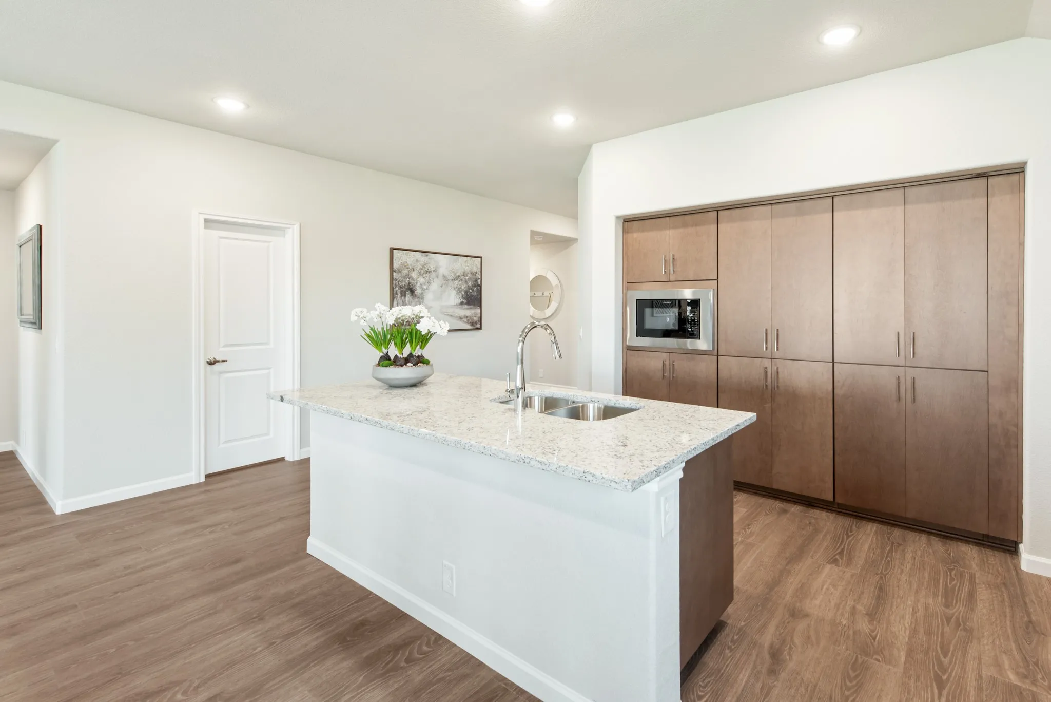 Single Family Residence For Sale in Tarrant County , 10624 Moss Cove Drive, Fort Worth, Texas 76036, 5 Bedroom, 3 Bathroom, 2 Garage spaces, 2,685 Sqft, built in 2023, mls#21324889, Real Estate Agent in Fort Worth, Homes For Sale in Tarrant county, Homes For Sale in Fort Worth, Realtor in Fort Worth Texas, Real Estate Brokerage Independent Realty Texas, Luminita Cordes Realtor