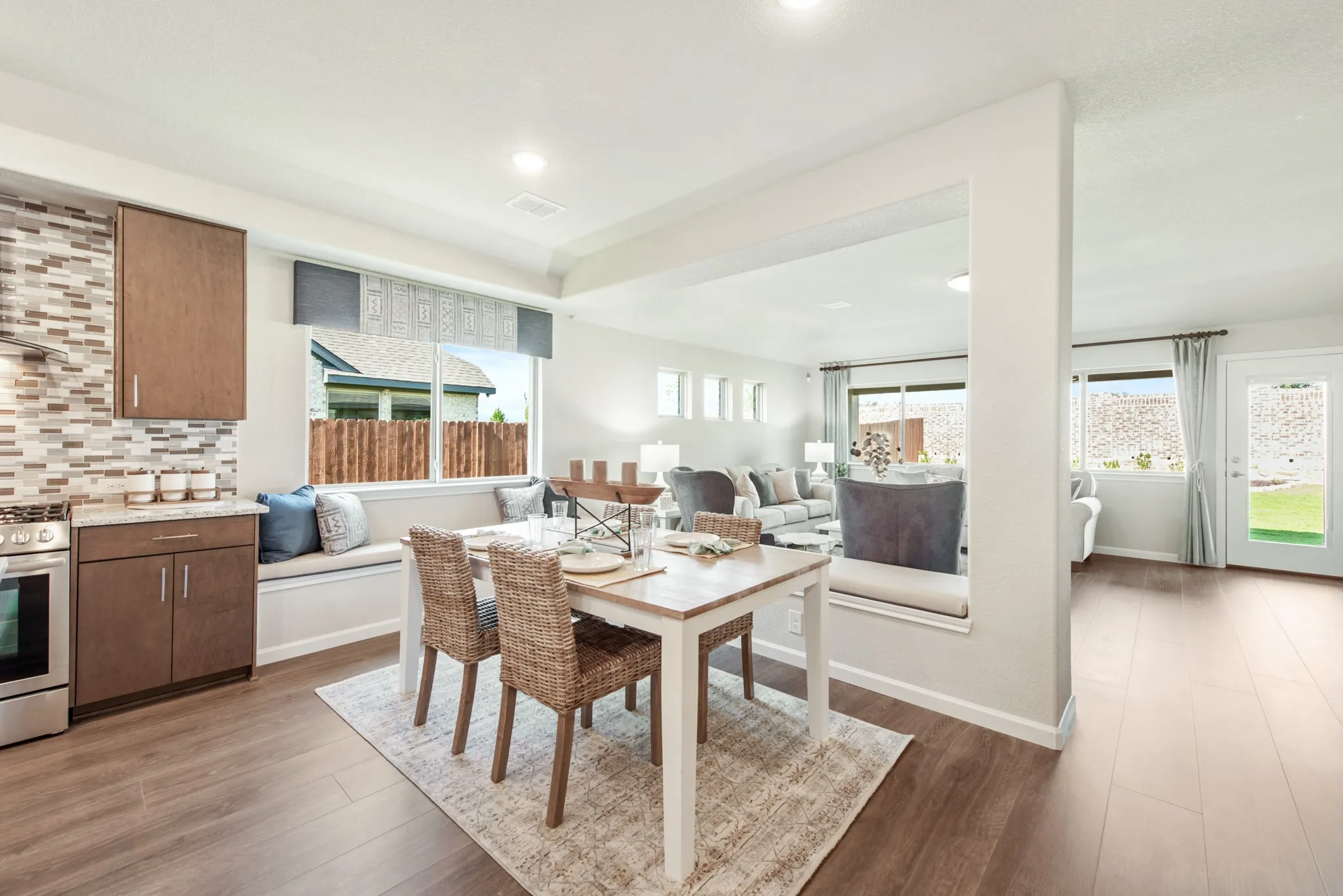 Single Family Residence For Sale in Tarrant County , 10624 Moss Cove Drive, Fort Worth, Texas 76036, 5 Bedroom, 3 Bathroom, 2 Garage spaces, 2,685 Sqft, built in 2023, mls#21324889, Real Estate Agent in Fort Worth, Homes For Sale in Tarrant county, Homes For Sale in Fort Worth, Realtor in Fort Worth Texas, Real Estate Brokerage Independent Realty Texas, Luminita Cordes Realtor