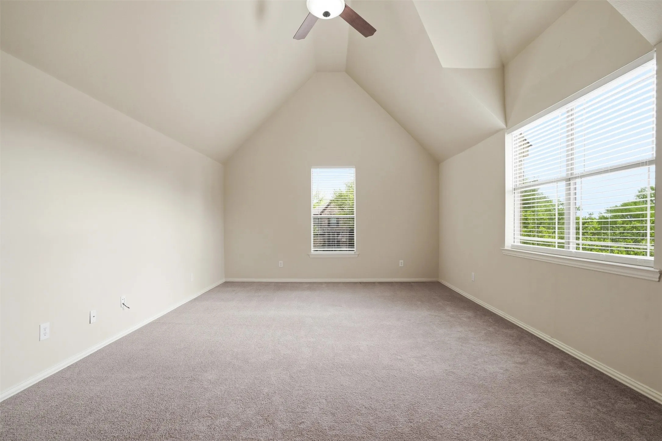 Single Family Residence For Rent in Collin County , 2013 Chessington Lane, Mc Kinney, Texas 75072, 5 Bedrooms, 4 Bathrooms, 3 Garage spaces, 3,858 Sqft, built in 2003, Price $4,000, mls#21324422, Real Estate Agent in Mc Kinney, Homes For Rent in Collin county, Homes For Rent in Mc Kinney, Realtor in Mc Kinney Texas, Real Estate Brokerage Independent Realty Texas, Luminita Cordes Realtor