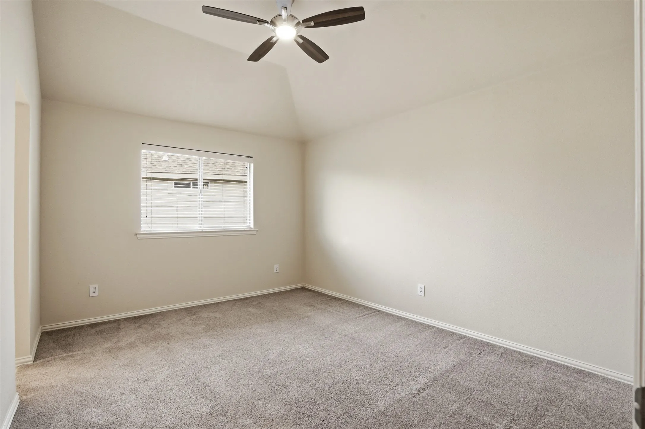 Single Family Residence For Rent in Collin County , 2013 Chessington Lane, Mc Kinney, Texas 75072, 5 Bedrooms, 4 Bathrooms, 3 Garage spaces, 3,858 Sqft, built in 2003, Price $4,000, mls#21324422, Real Estate Agent in Mc Kinney, Homes For Rent in Collin county, Homes For Rent in Mc Kinney, Realtor in Mc Kinney Texas, Real Estate Brokerage Independent Realty Texas, Luminita Cordes Realtor