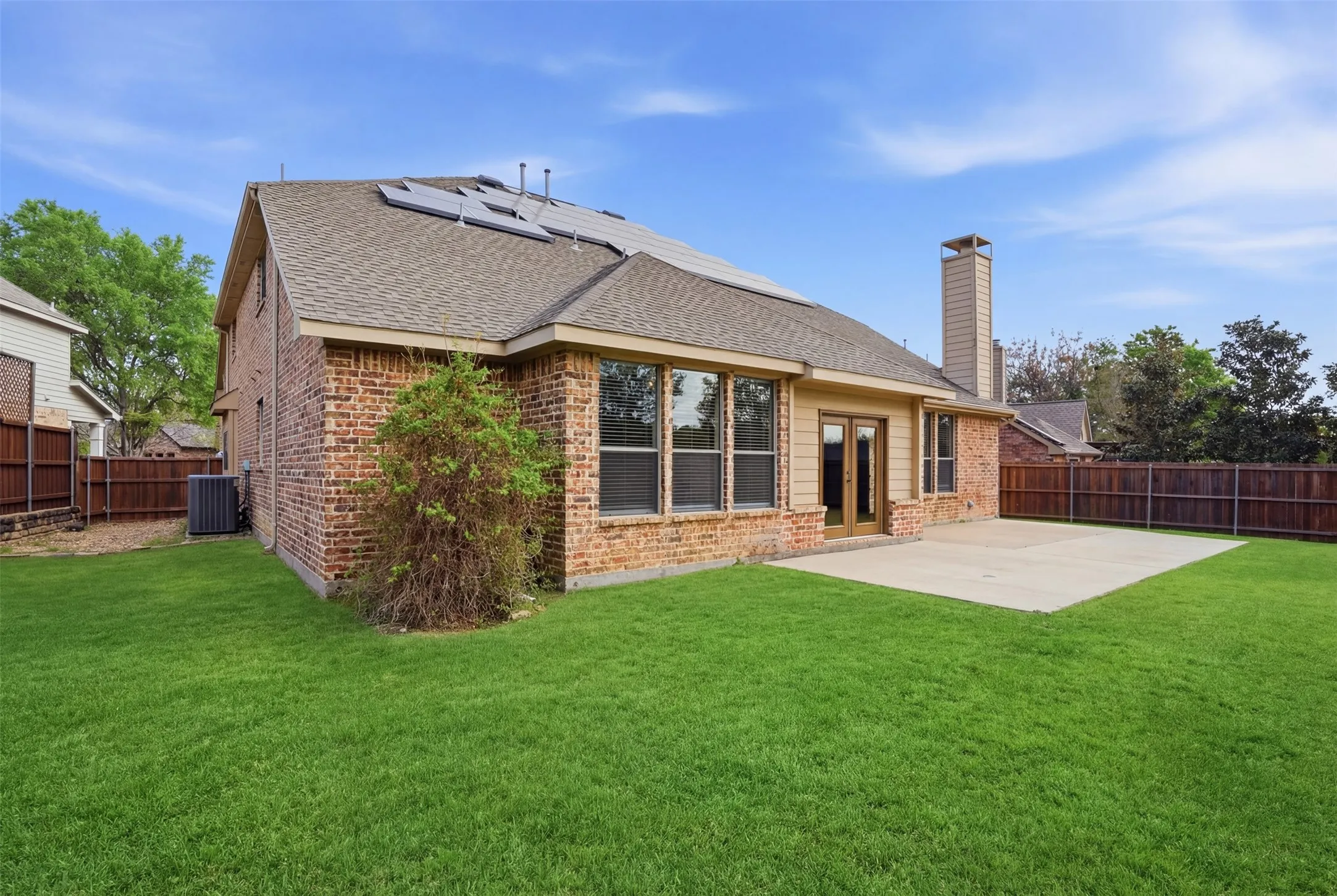 Single Family Residence For Rent in Collin County , 2013 Chessington Lane, Mc Kinney, Texas 75072, 5 Bedrooms, 4 Bathrooms, 3 Garage spaces, 3,858 Sqft, built in 2003, Price $4,000, mls#21324422, Real Estate Agent in Mc Kinney, Homes For Rent in Collin county, Homes For Rent in Mc Kinney, Realtor in Mc Kinney Texas, Real Estate Brokerage Independent Realty Texas, Luminita Cordes Realtor