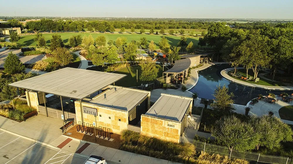 Single Family Residence For Rent in Denton County , 808 Parkland Drive, Little Elm, Texas 76227, 4 Bedroom, 3 Bathroom, 2 Garage spaces, 2,245 Sqft, built in 2017, mls#21325689, Real Estate Agent in Little Elm, Homes For Rent in Denton county, Homes For Rent in Little Elm, Realtor in Little Elm Texas, Real Estate Brokerage Independent Realty Texas, Luminita Cordes Realtor